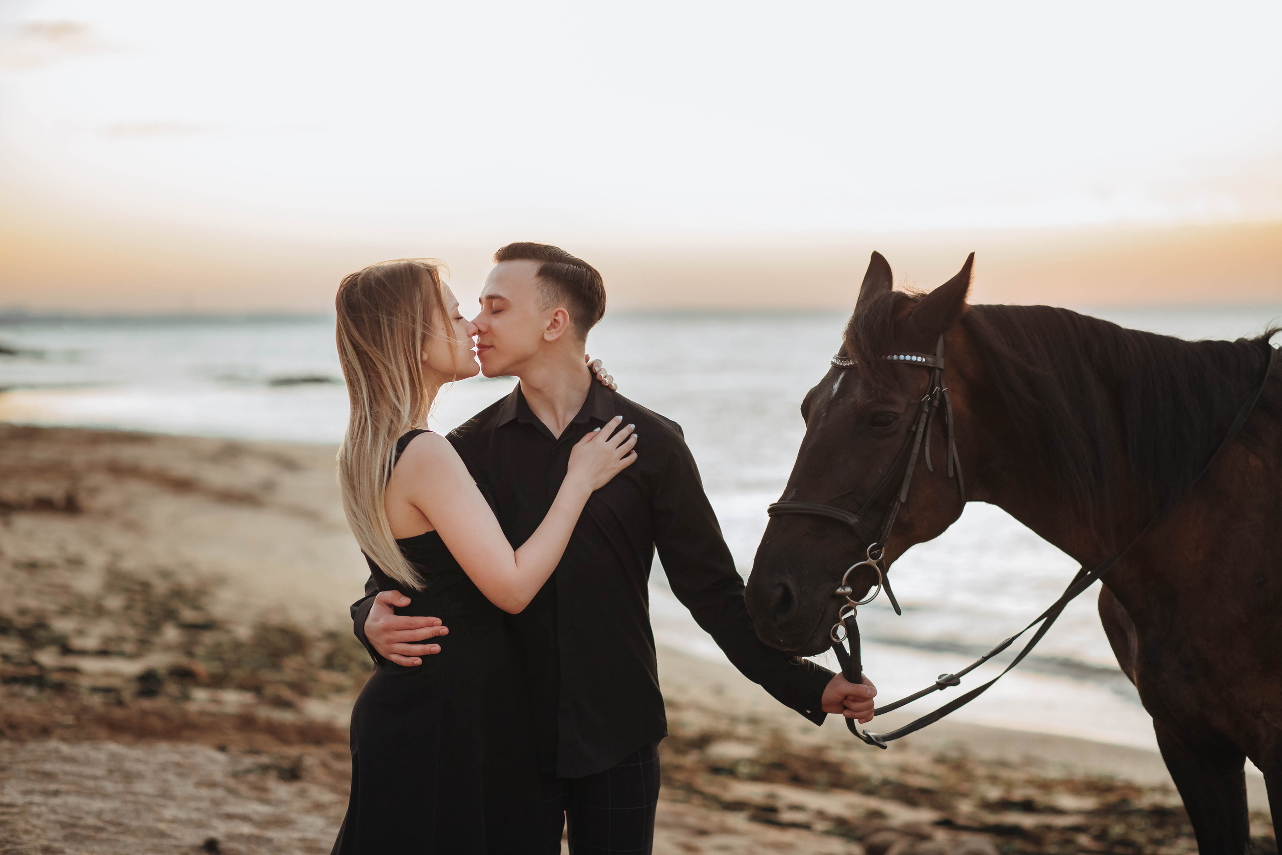 Фотосессия на море с лошадью. Фотограф в Феодосии Наталья Булгакова