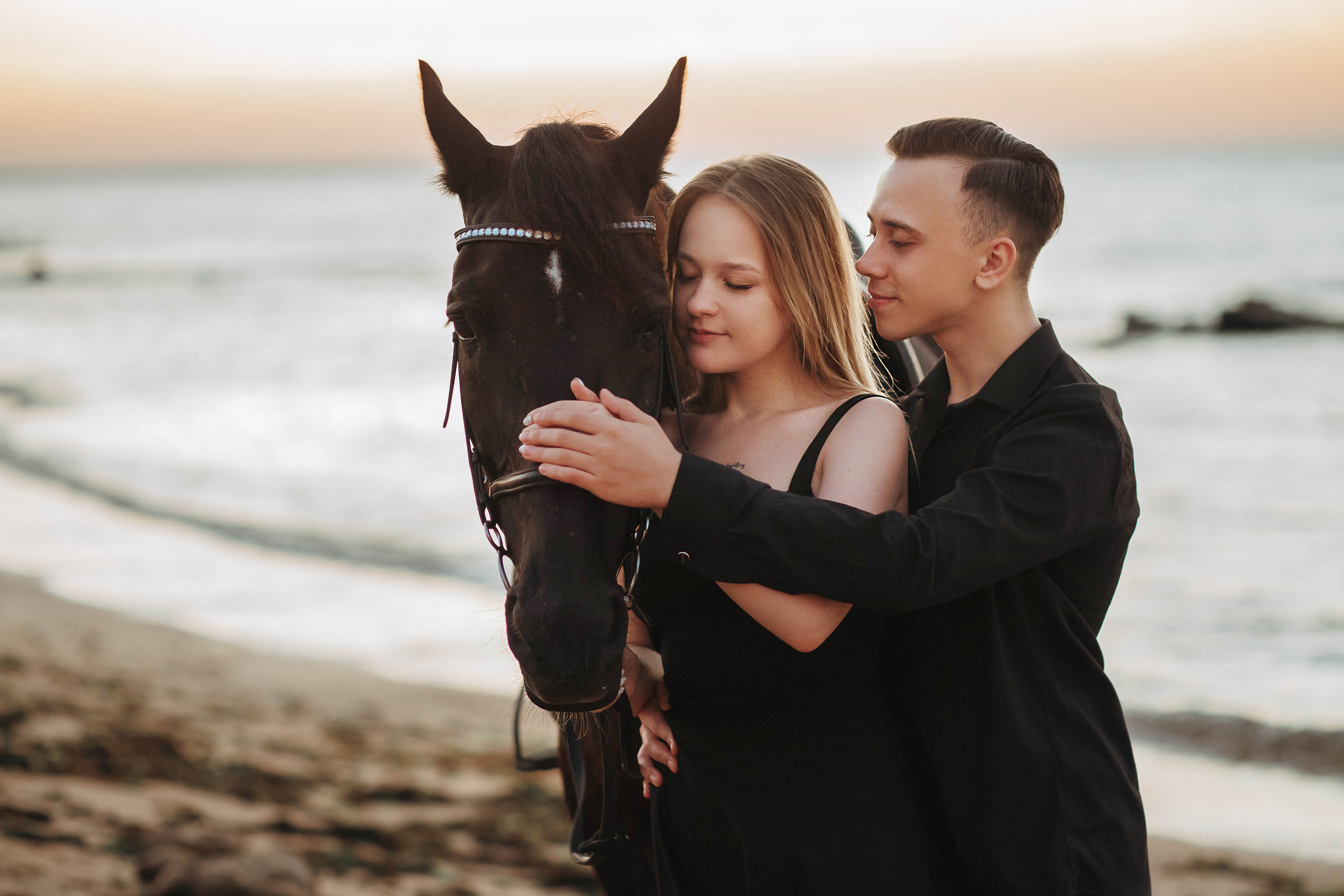 Фотосессия на море с лошадью. Фотограф в Феодосии Наталья Булгакова