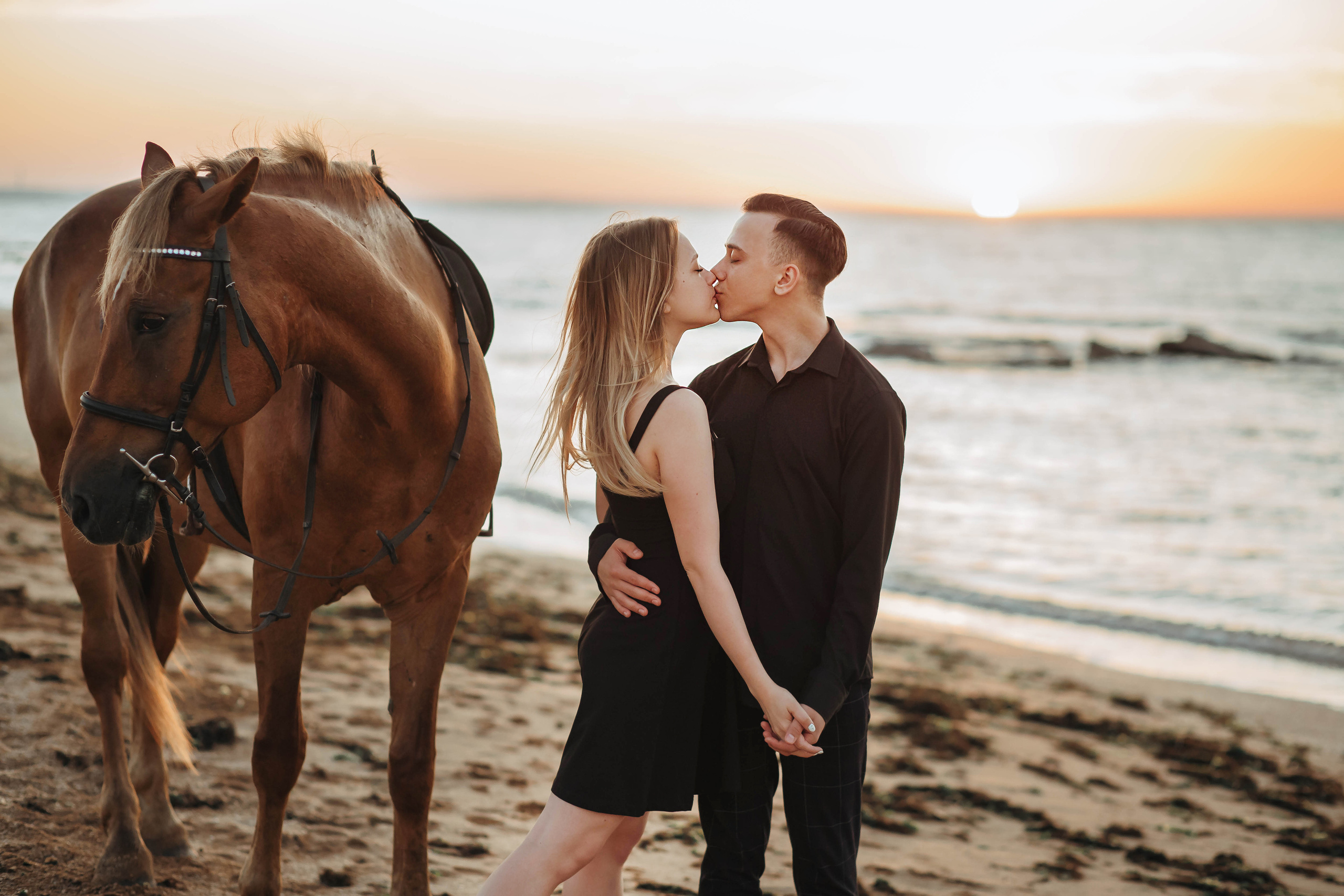 Фотосессия на море с лошадью. Фотограф в Феодосии Наталья Булгакова