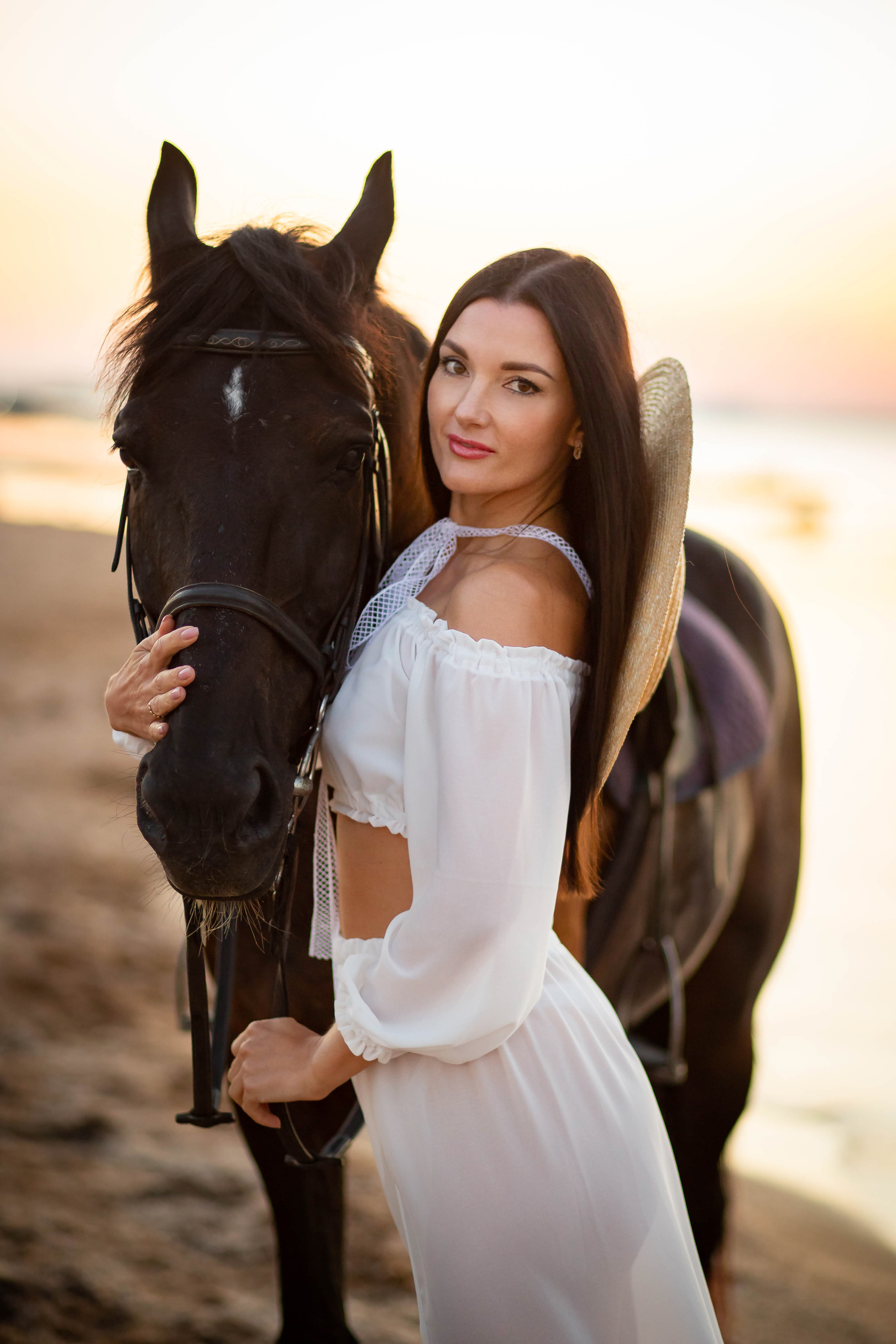Фотосессия на море с лошадью. Фотограф в Феодосии Наталья Булгакова