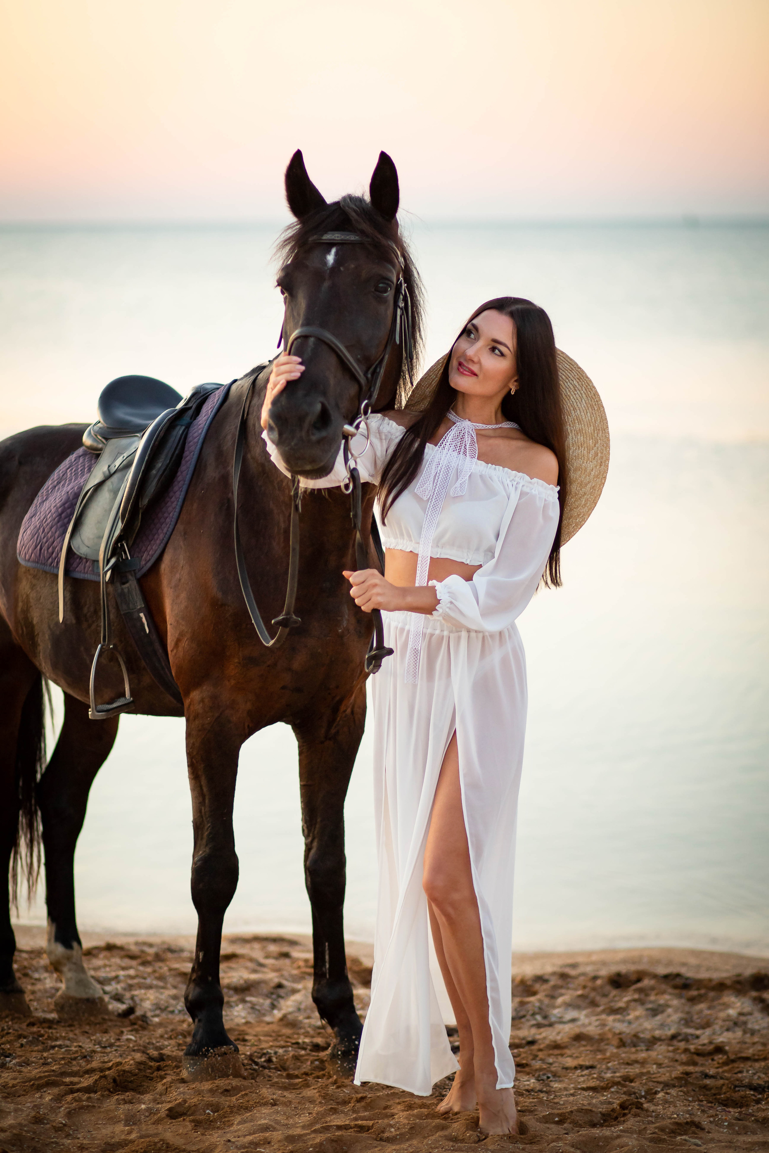 Фотосессия на море с лошадью. Фотограф в Феодосии Наталья Булгакова