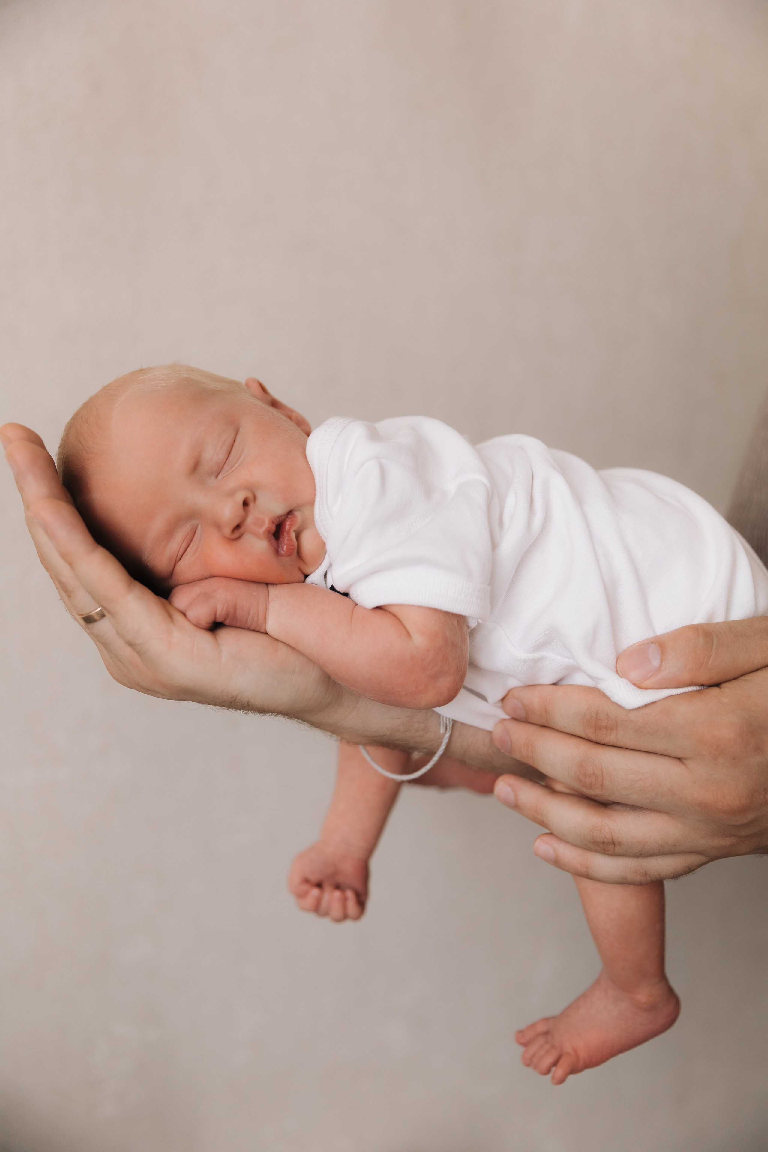 Фотосессия New born lifestyle в Краснодаре. Детский и семейный фотограф в Краснодаре и в станице Елизаветинская Олеся Стаценко
