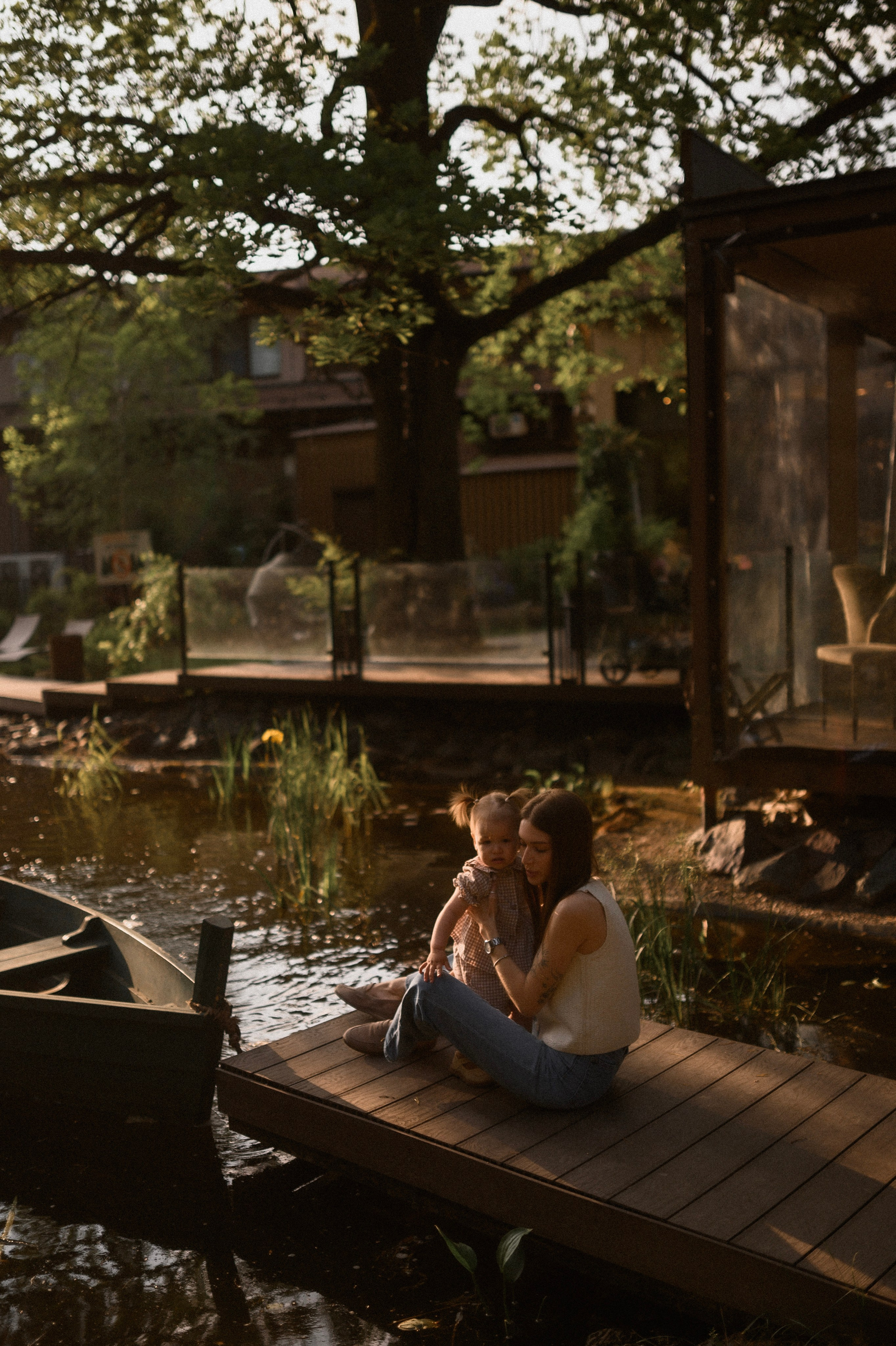 Надя и Алиса в ресторане Кедр. Семейный и свадебный lifestyle-фотограф в Москве Мария Петрова