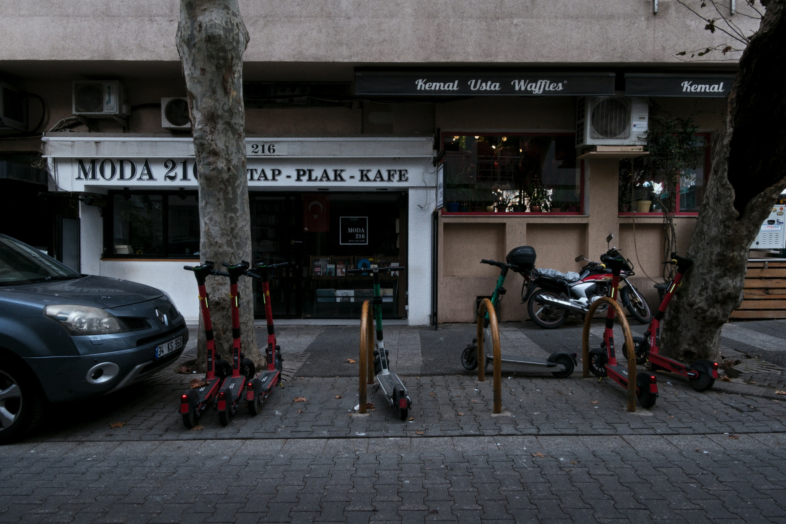 Kadikoy x Moda, Istanbul / Türkey AW25. Фотограф Юрин Евгений