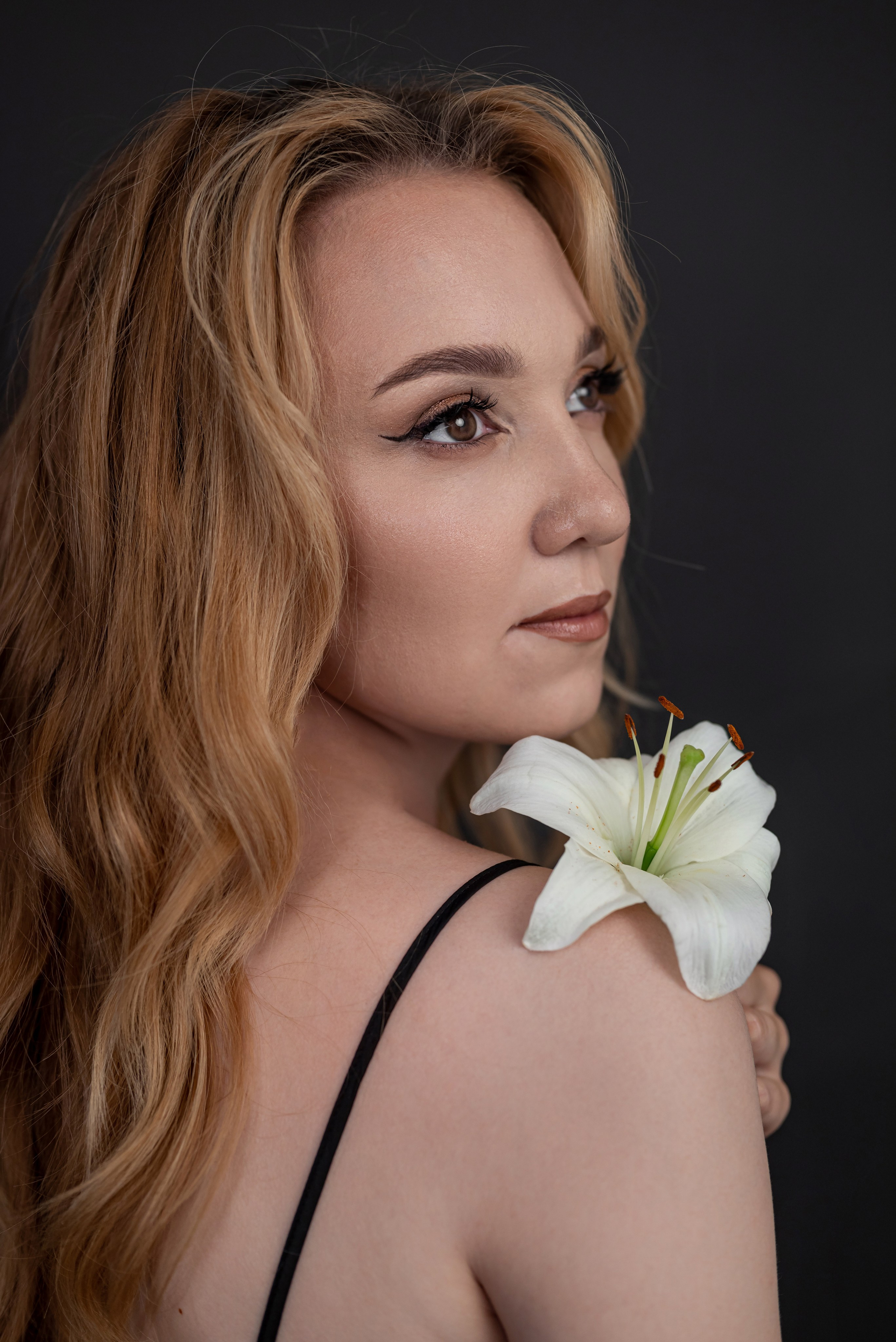 Фотопроект *Белые лилии*. Фотограф в городе Салават