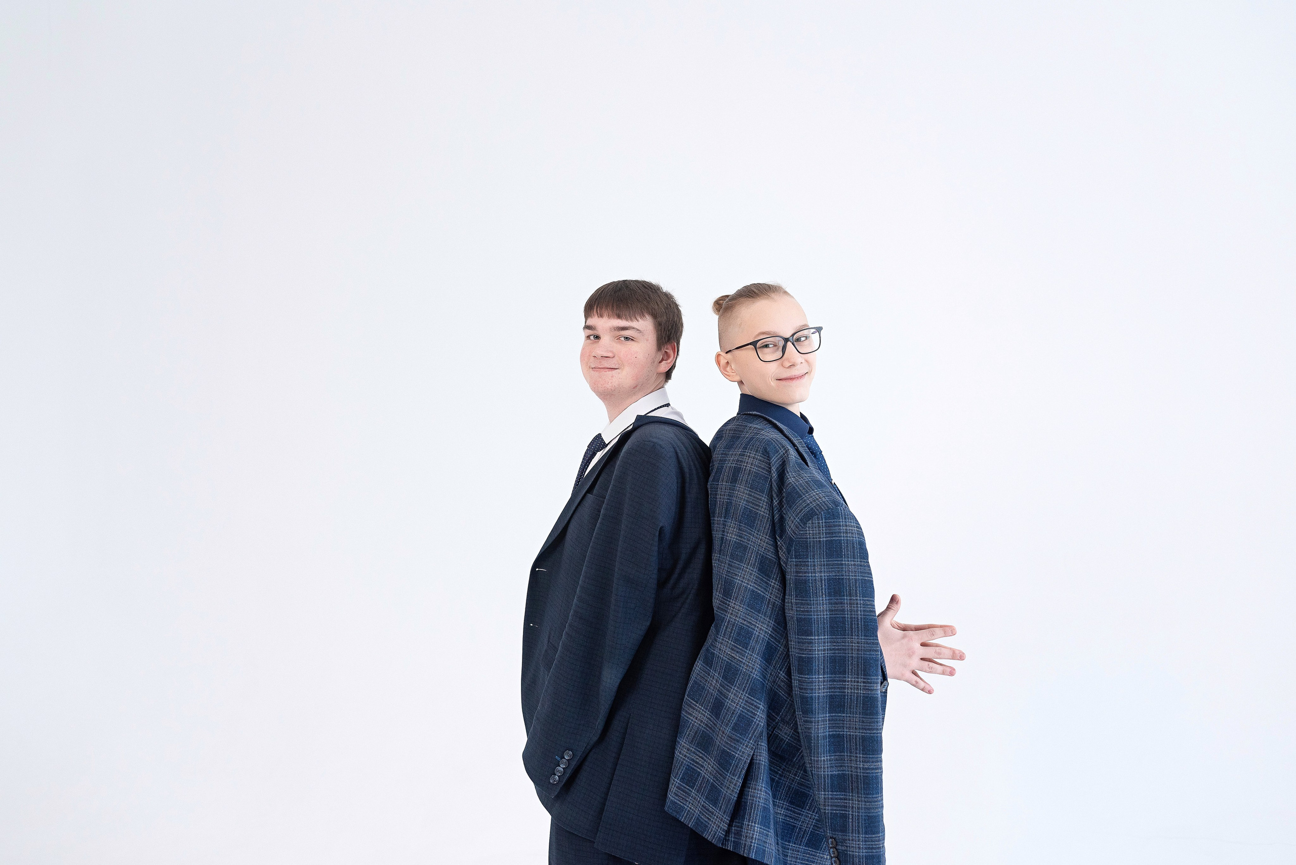 9 класс на циклораме. Детский и семейный фотограф в Сургуте и Нефтеюганске Анна Старцева