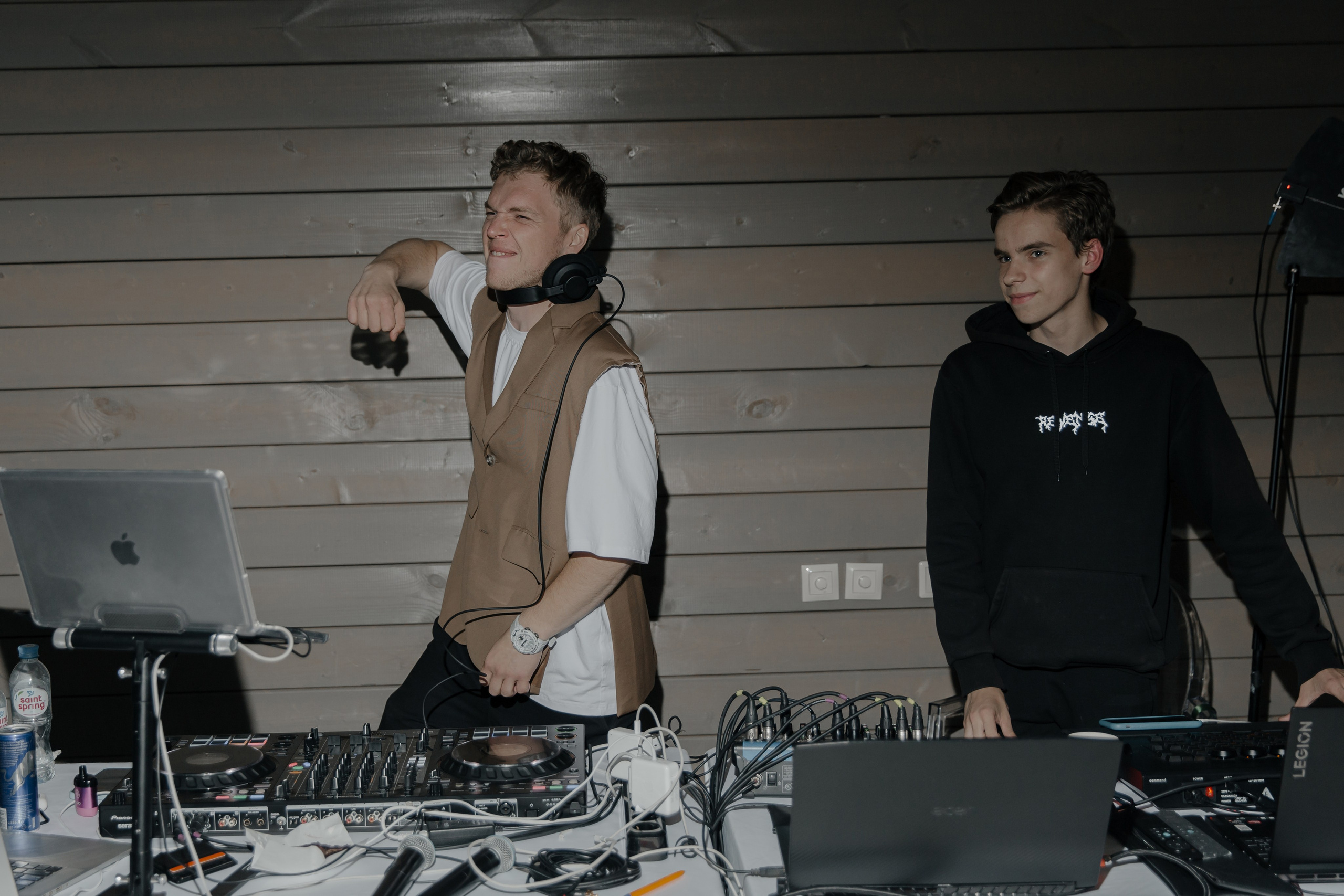 23.07.2024. RETOUCH-HOUSE