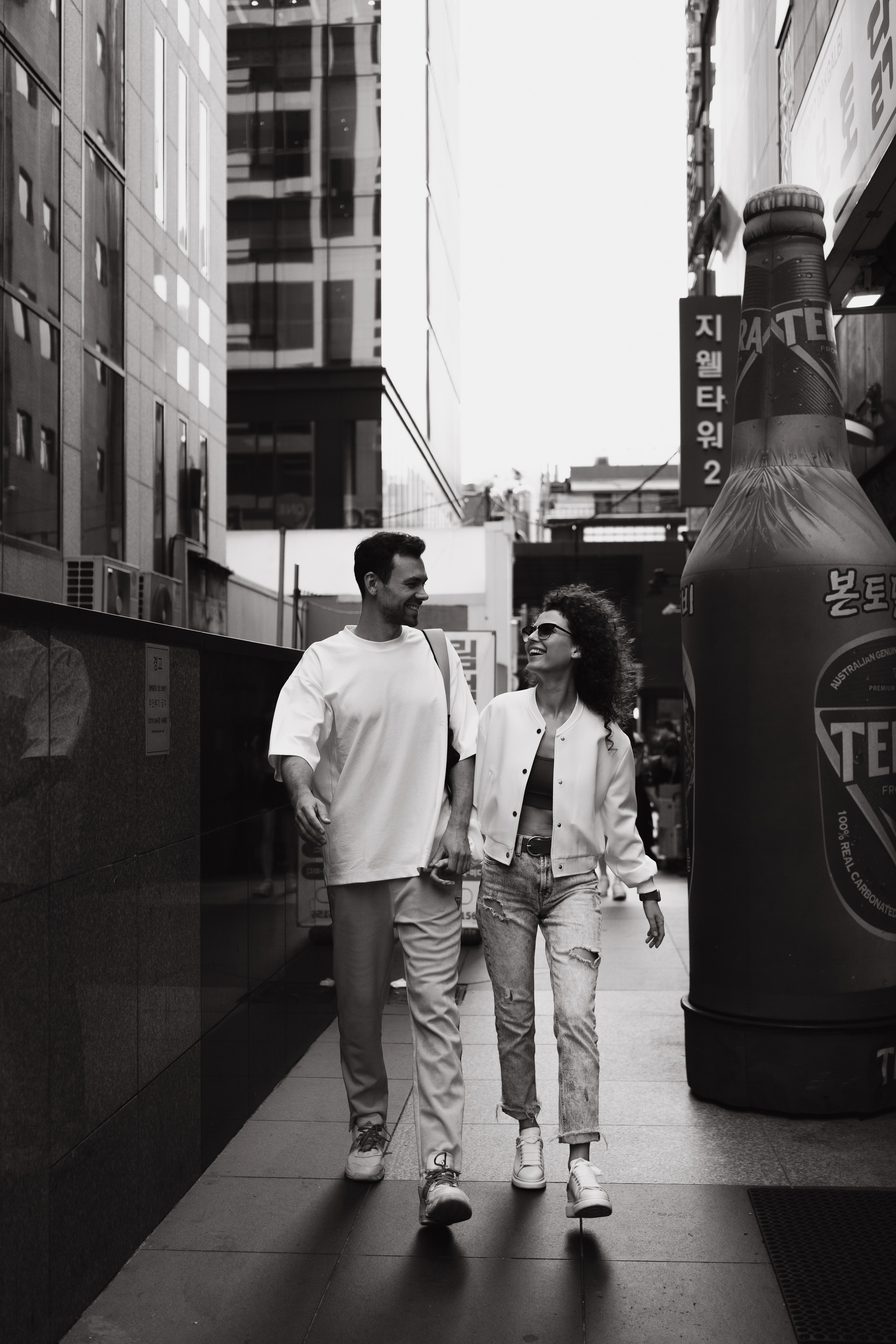 Света и Паша, Каннам. Photographer & Videographer based in Ansan, South Korea