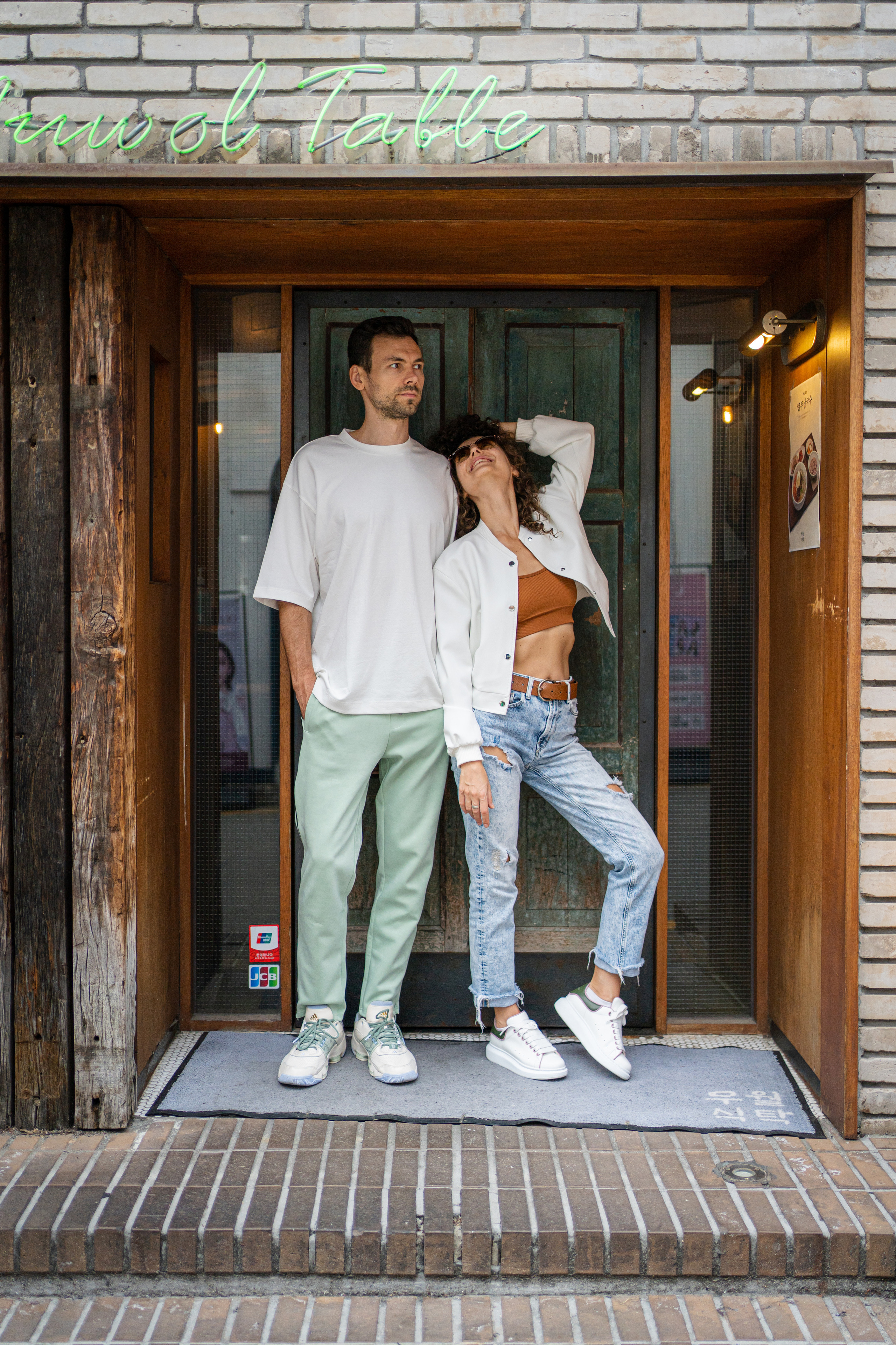 Света и Паша, Каннам. Photographer & Videographer based in Ansan, South Korea