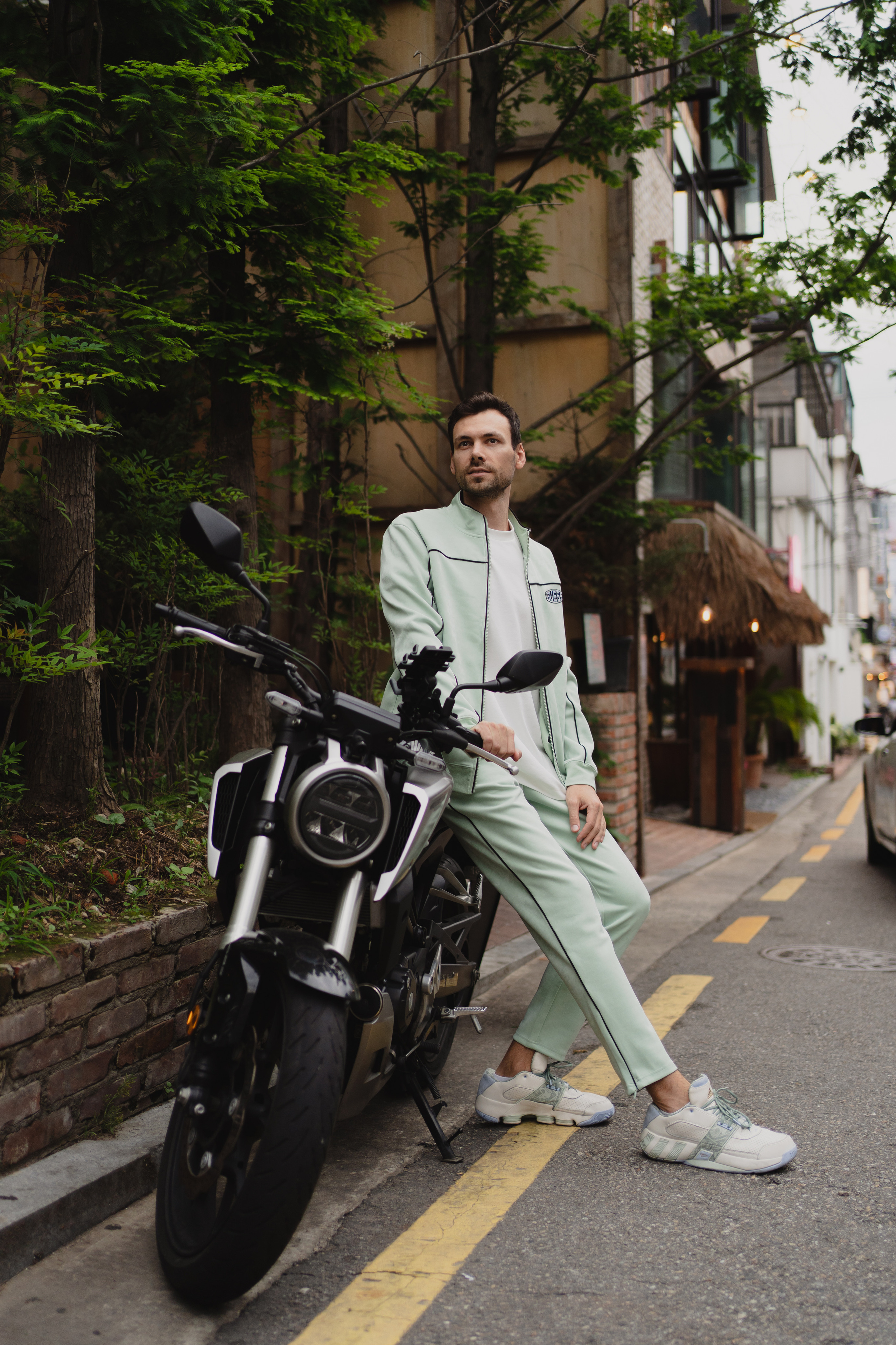 Света и Паша, Каннам. Photographer & Videographer based in Ansan, South Korea