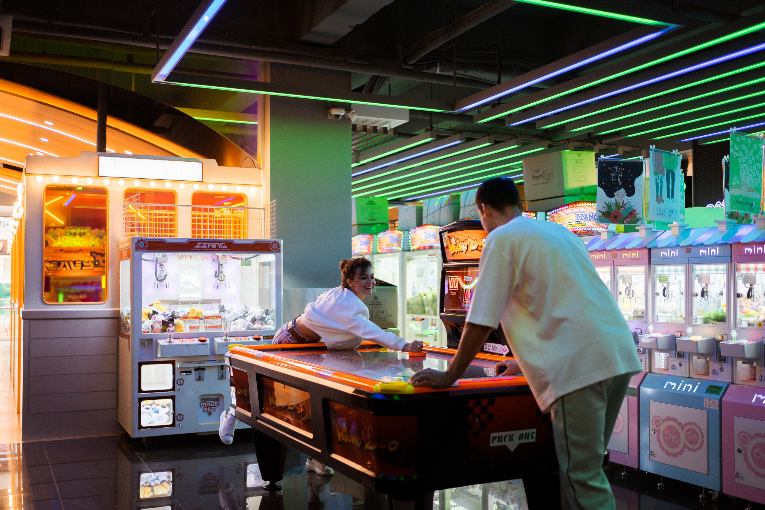 Света и Паша, Каннам. Photographer & Videographer based in Ansan, South Korea