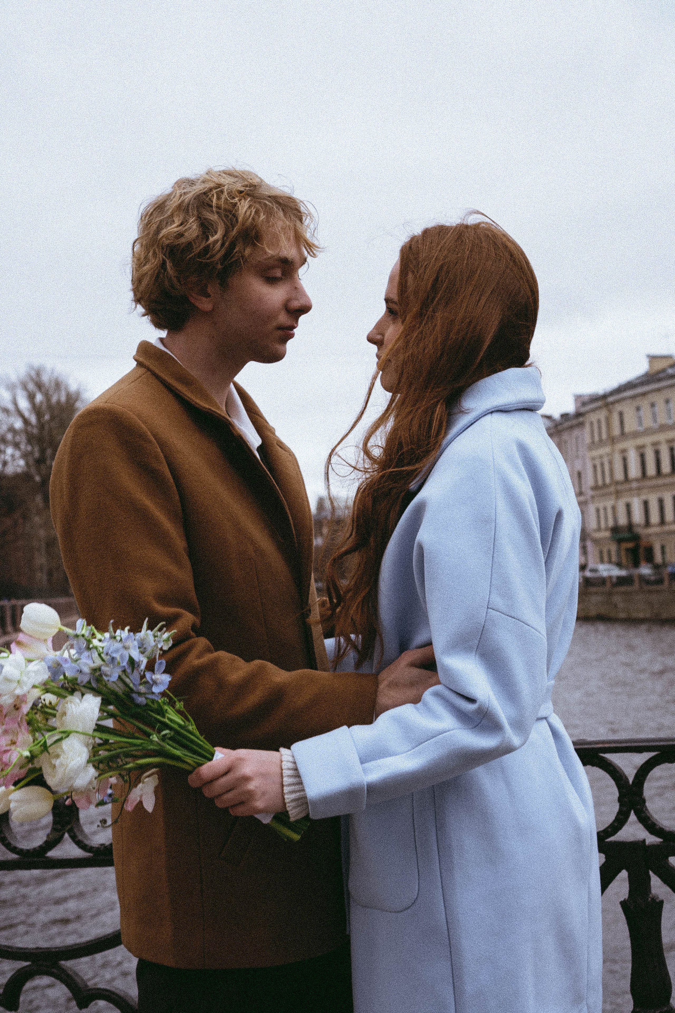 СВАДЕБНАЯ ПРОГУЛКА ПО ПЕТРОГРАДКЕ ВЕСНОЙ (ФОТОСЕССИИЯ ПАРЫ СВАДЕБНАЯ). Профессиональный фотограф, Санкт-Петербург — Виктория Богомолова