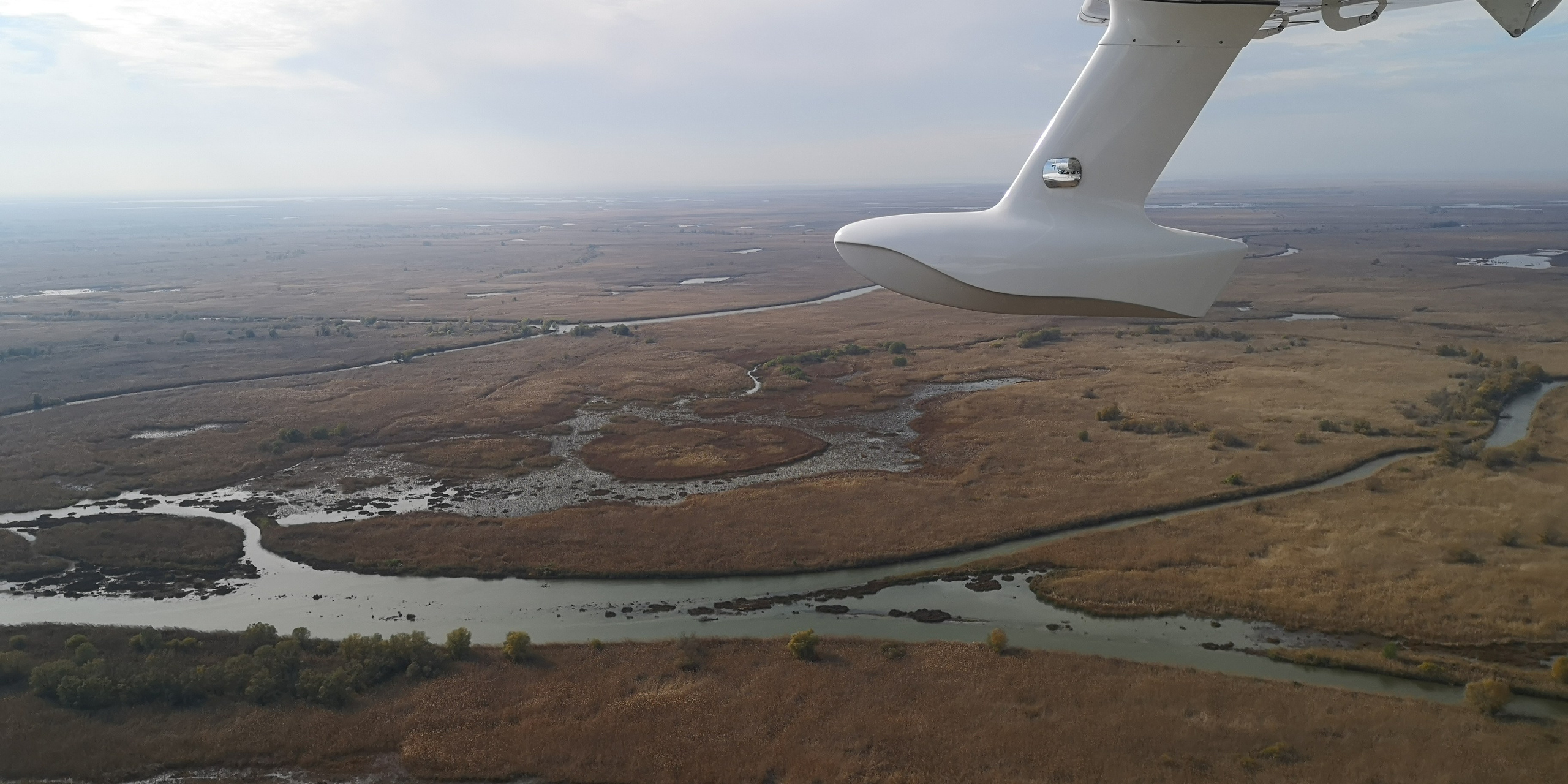 Каспийское море (наука на Ла-8) (2021 г.). Фотоальбом показывающий увлекательный мир авиации и мир медведей Андрея Иванова