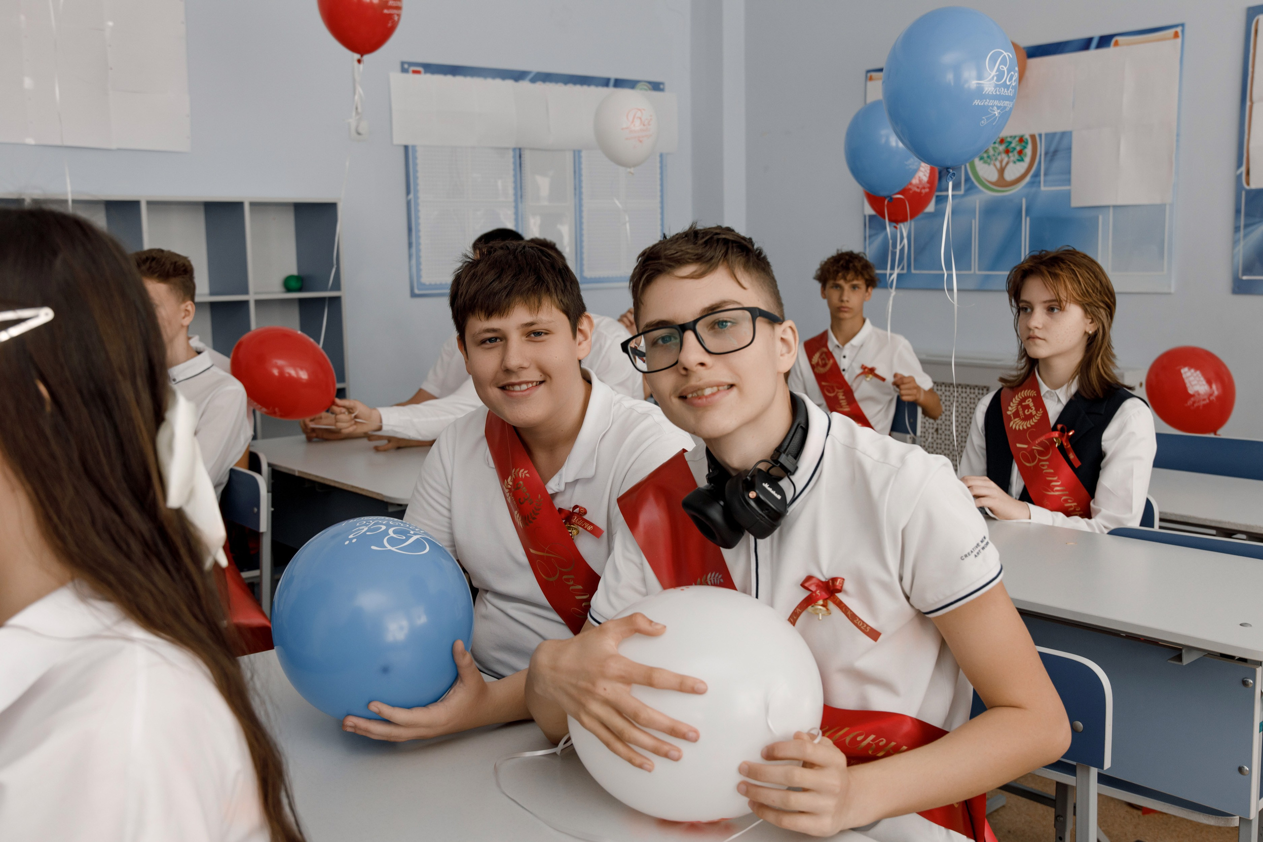 Школа 107 г. Краснодар. Выпускные альбомы в Краснодарском крае