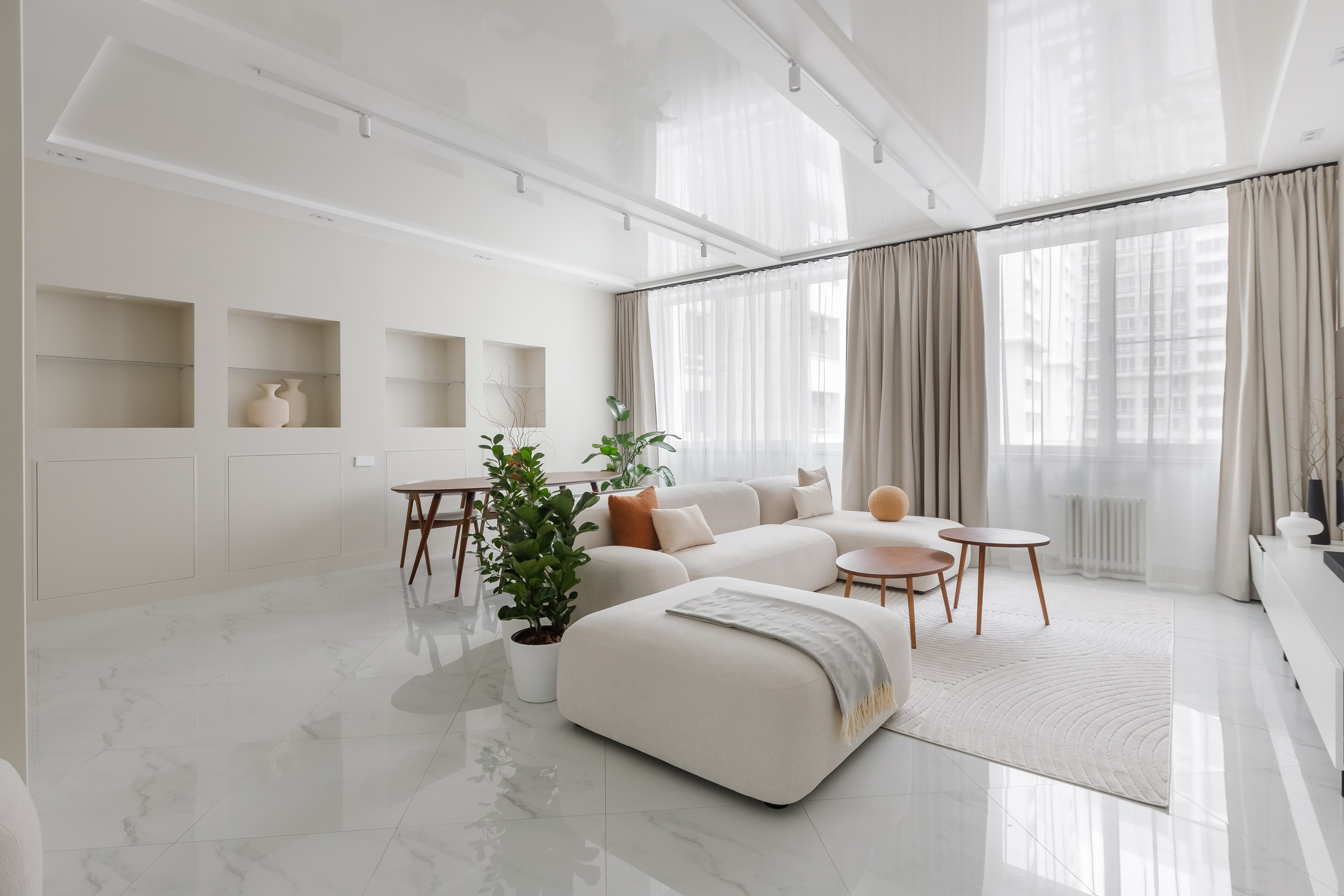 Бежевая квартира в Аэробусе. Интерьерный фотограф в Москве Роман Потапов