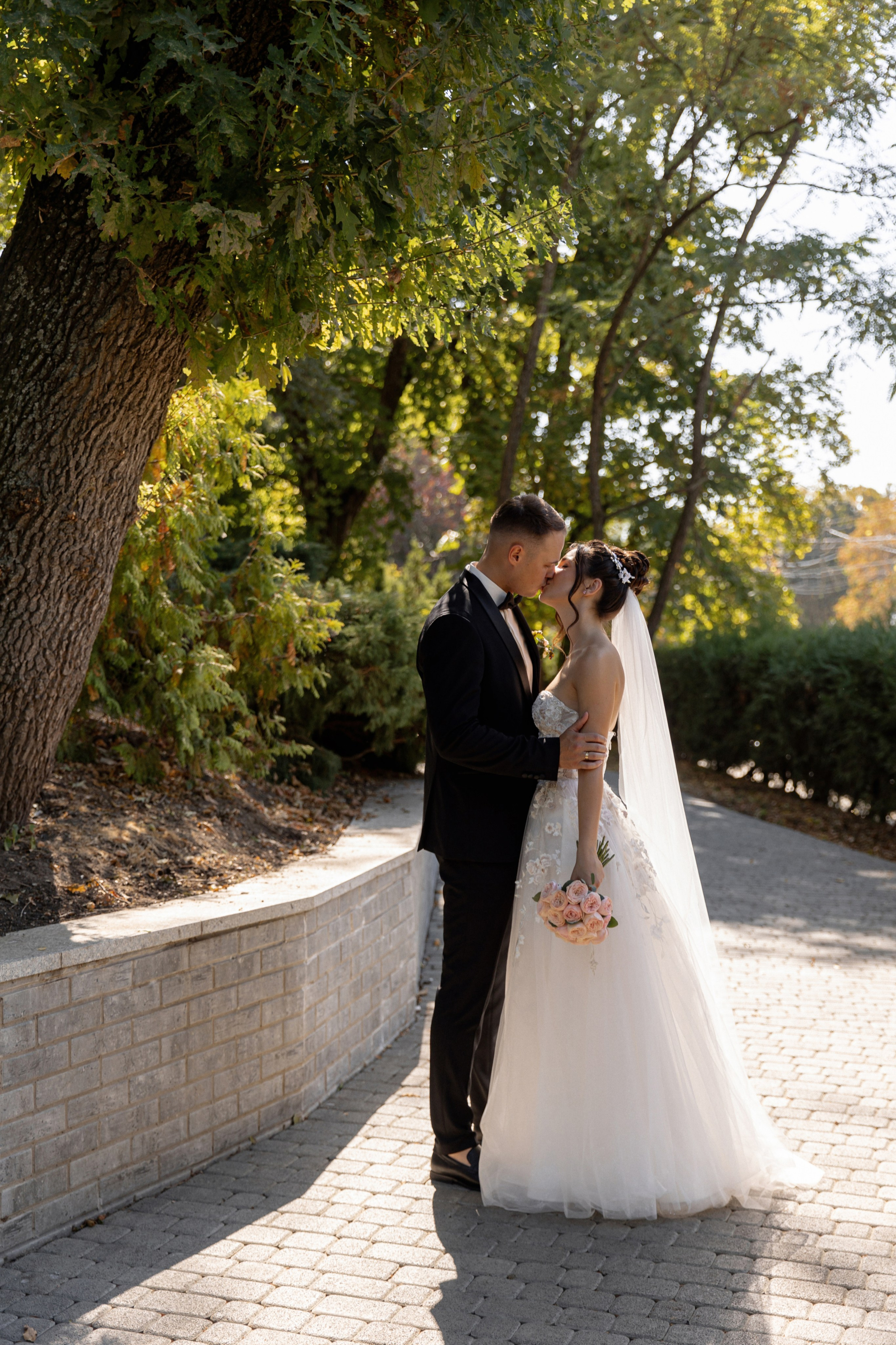 Свадебный фотограф Краснодар фотосессия в городском парке