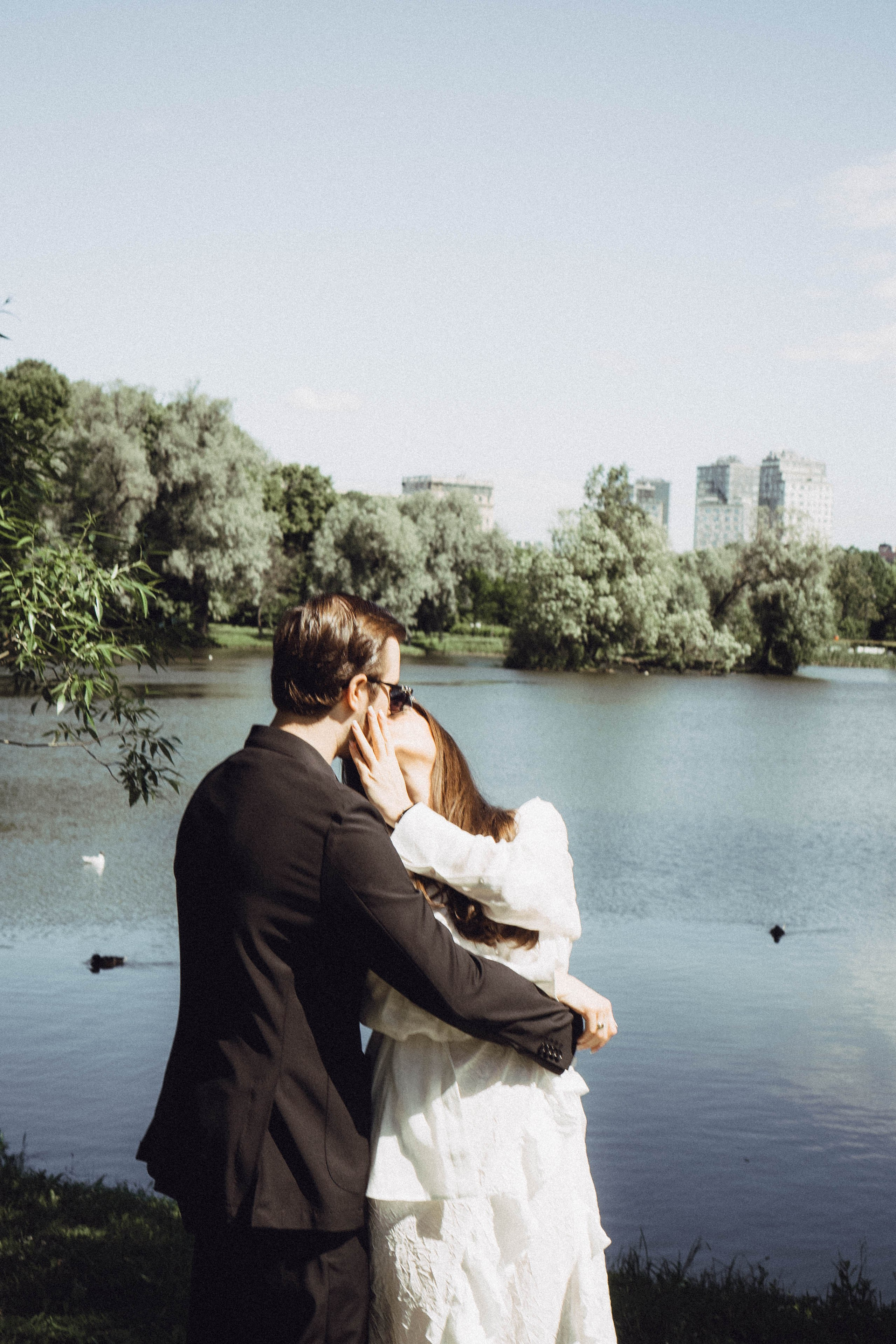 СВАДЕБНАЯ СЬЕМКА В ПАРКЕ ПОБЕДЫ И ПРОГУЛКА ПО МОСКОВСКОМУ ПРОСПЕКТУ. Профессиональный фотограф, Санкт-Петербург — Виктория Богомолова