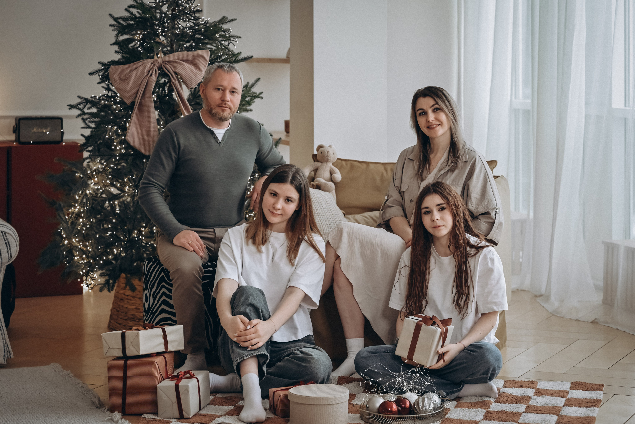 Анна, Дмитрий, Дарья и Влада. Семейный и детский фотограф Лариса Ерданова в Екатеринбурге