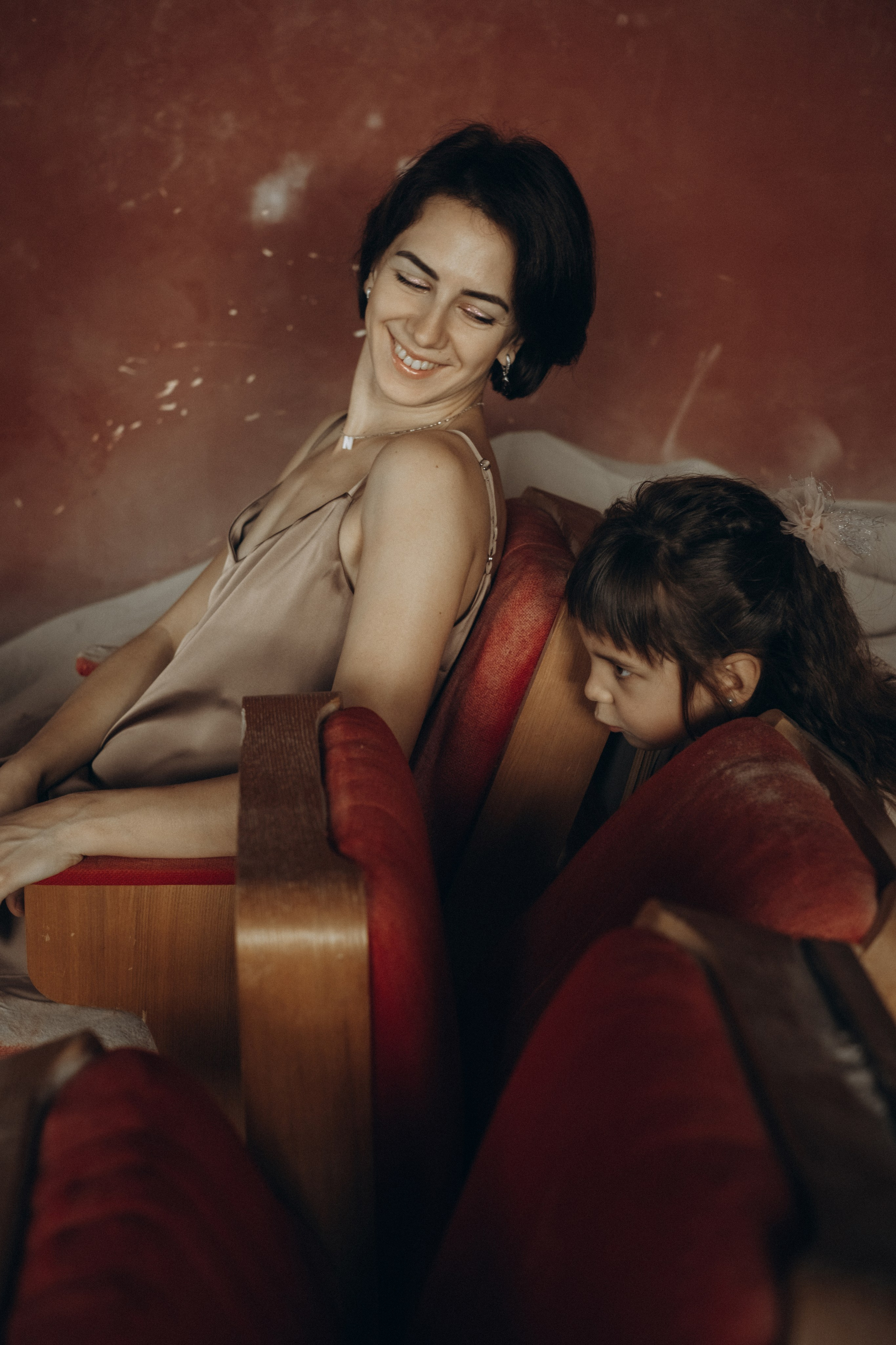 Семейная фотосессия в студии. Семейный и детский фотограф в Санкт-Петербурге