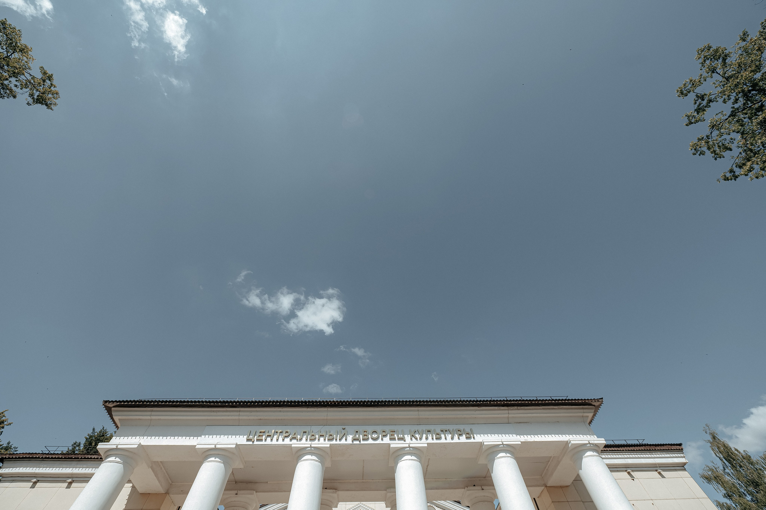 Вот и ЦДК Щелково открыли для свадебной регистрации, а прогулялись мы в Усадьбе Гребнево. Свадебный и семейный фотограф Виктория Носачёва. Щелково, Москва и МО