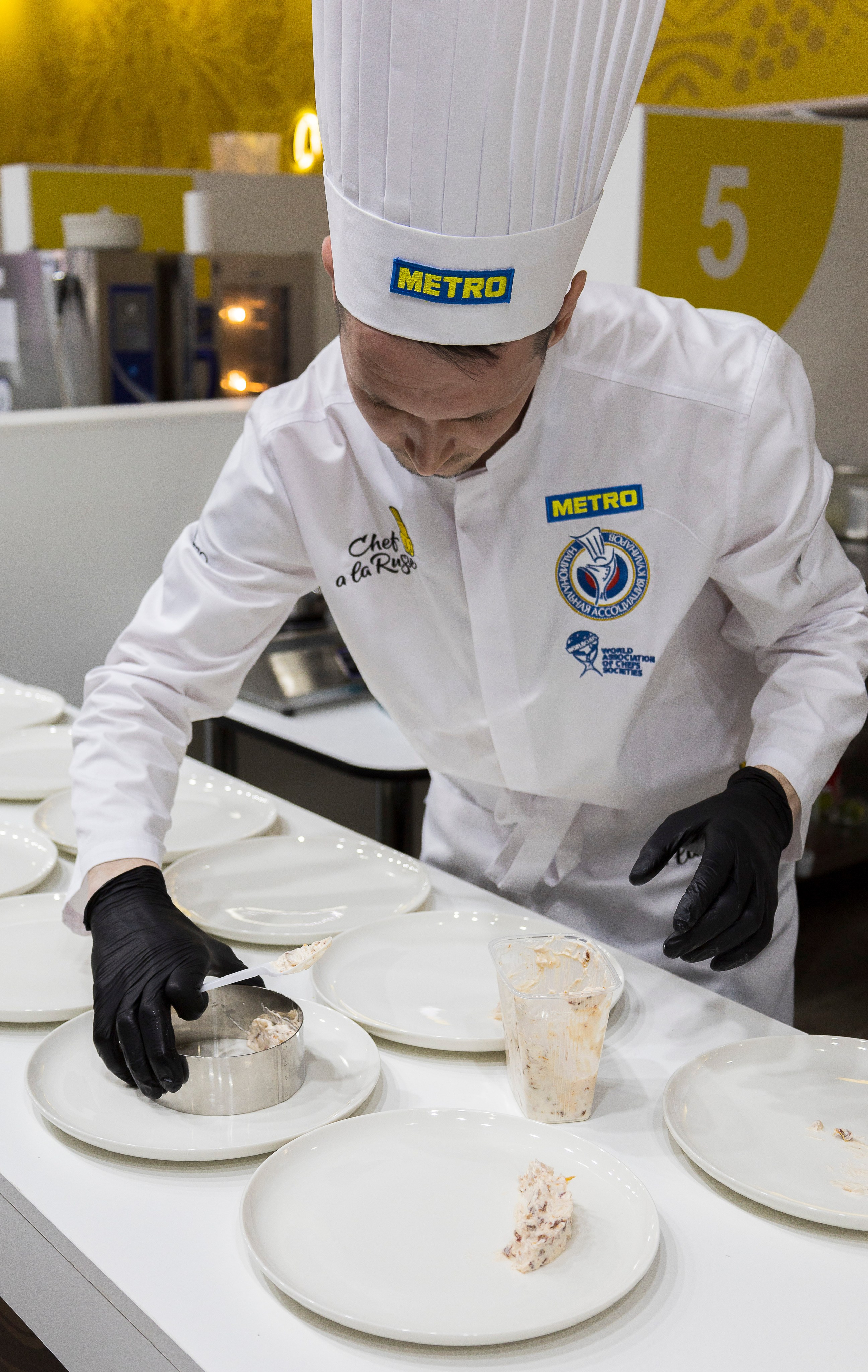 — Фестиваль поваров на выставке Food Expo