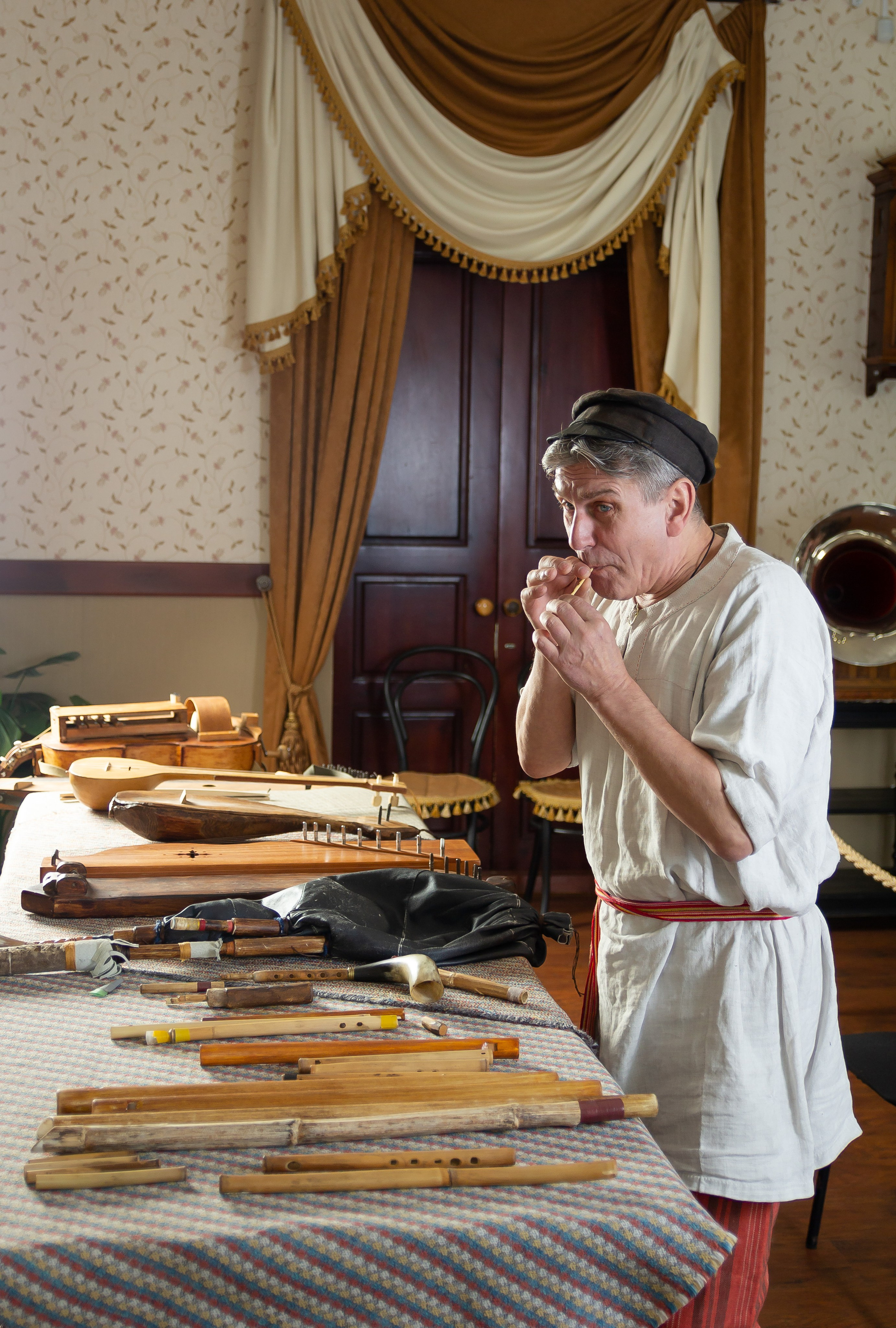 Музей забытой музыки. Александр Стряпунин — предметный фотограф в Улан-Удэ