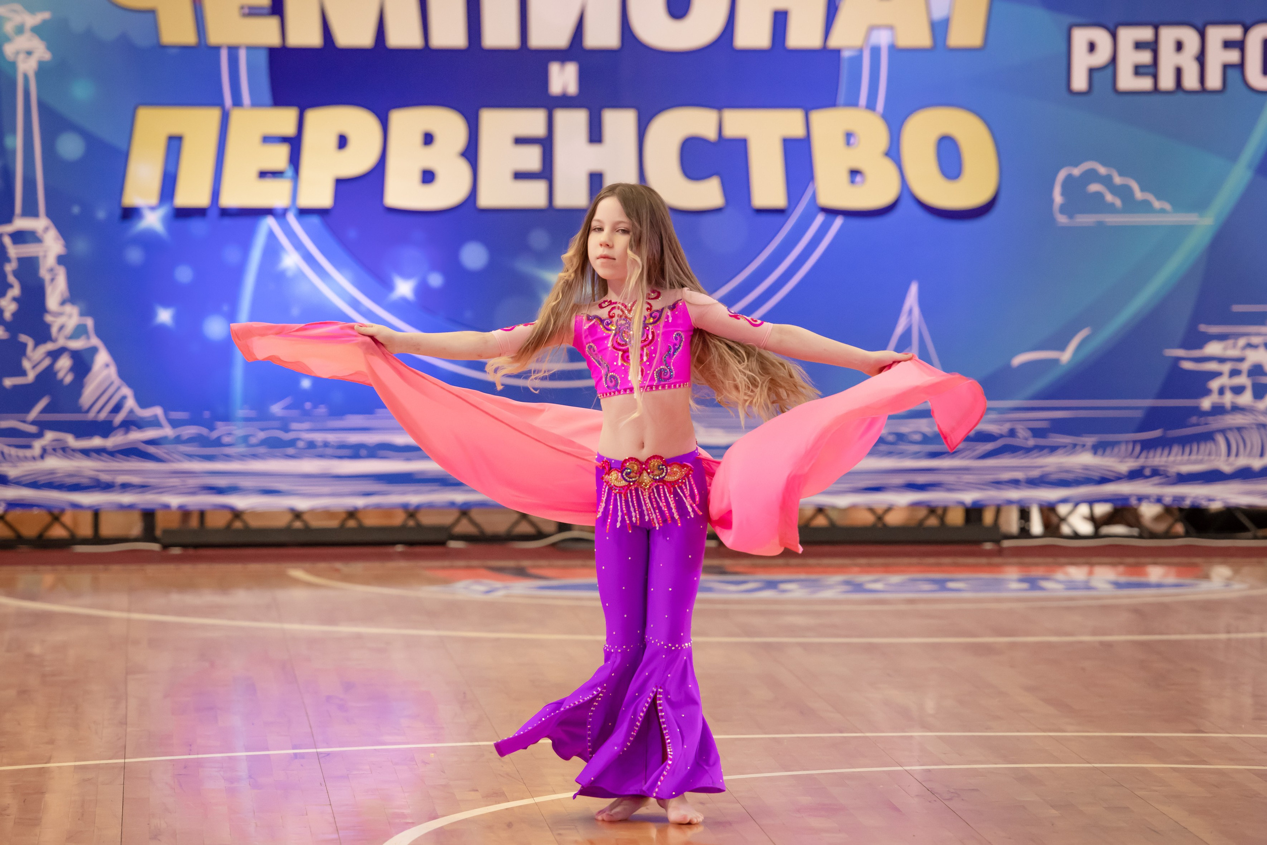 Современные танцы. Денис Садовый фотограф Севастополь