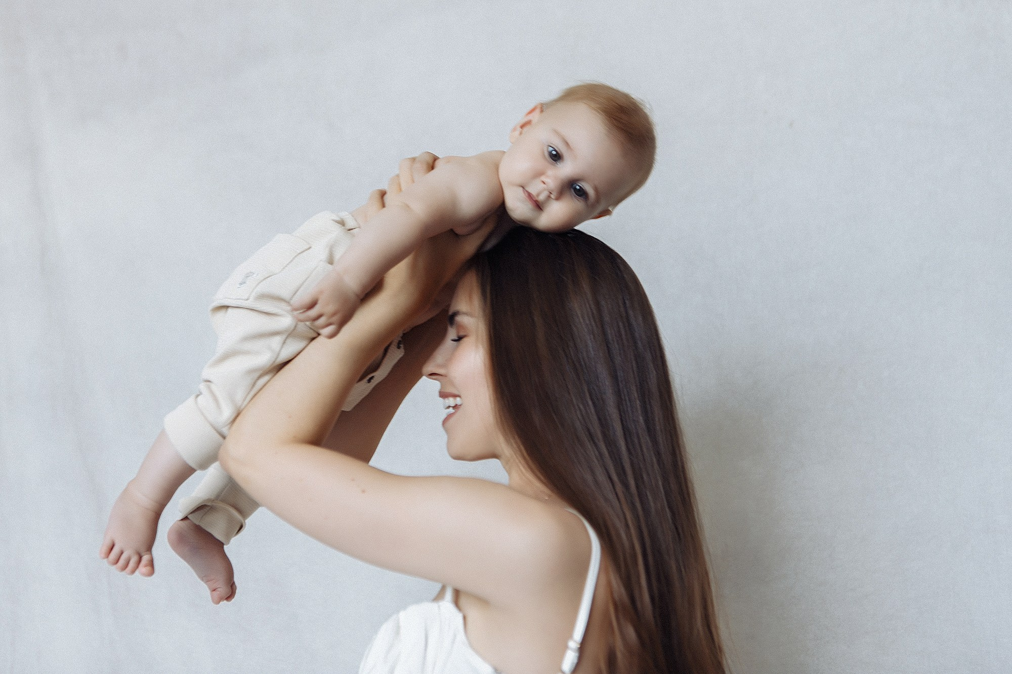 Мама и сын. Свадебный фотограф Владивосток Алина Гевондова