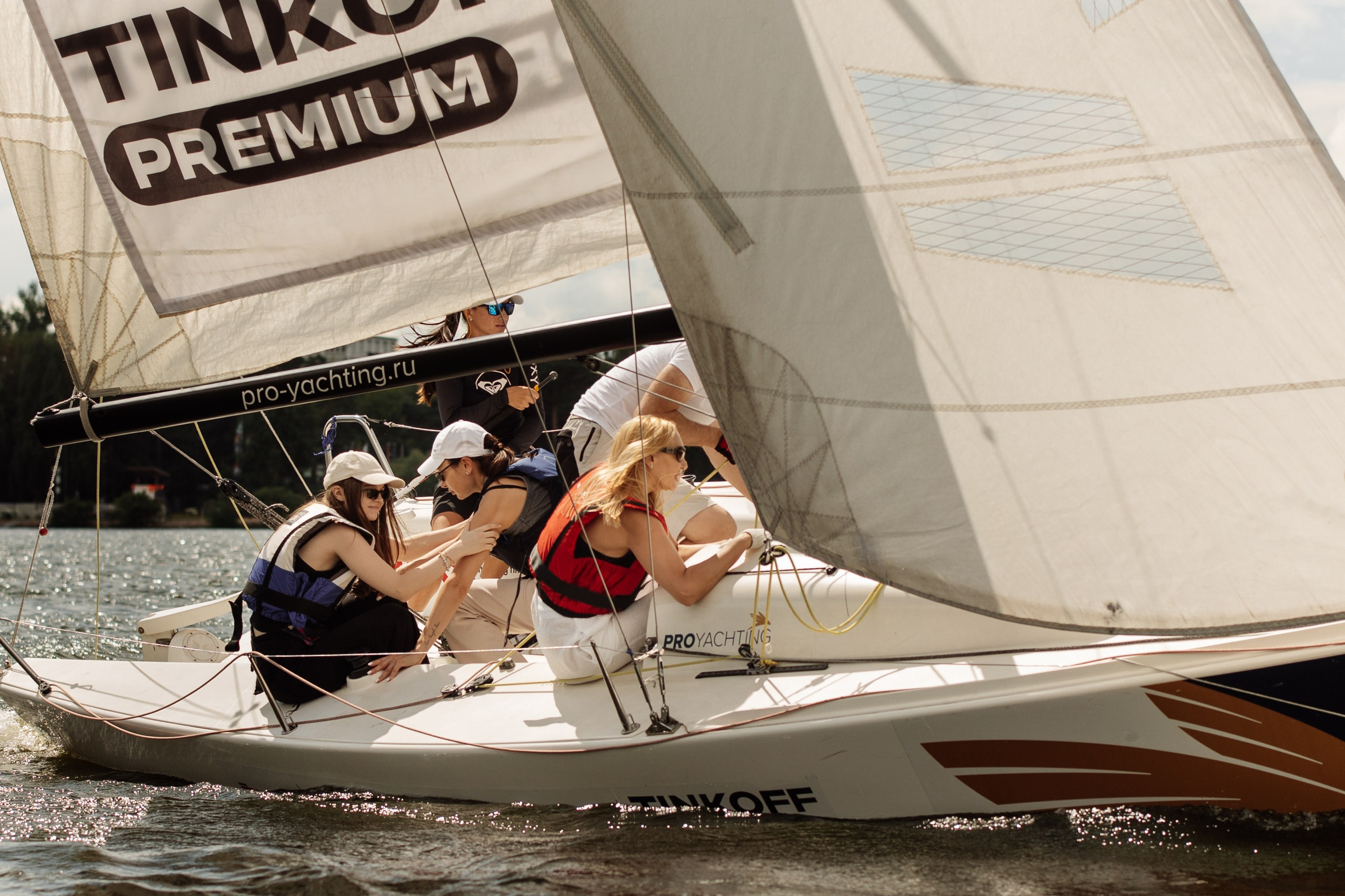 Яхт Клуб PROyachting. Регата. Репортажный фотограф. Москва. Алина Ланская