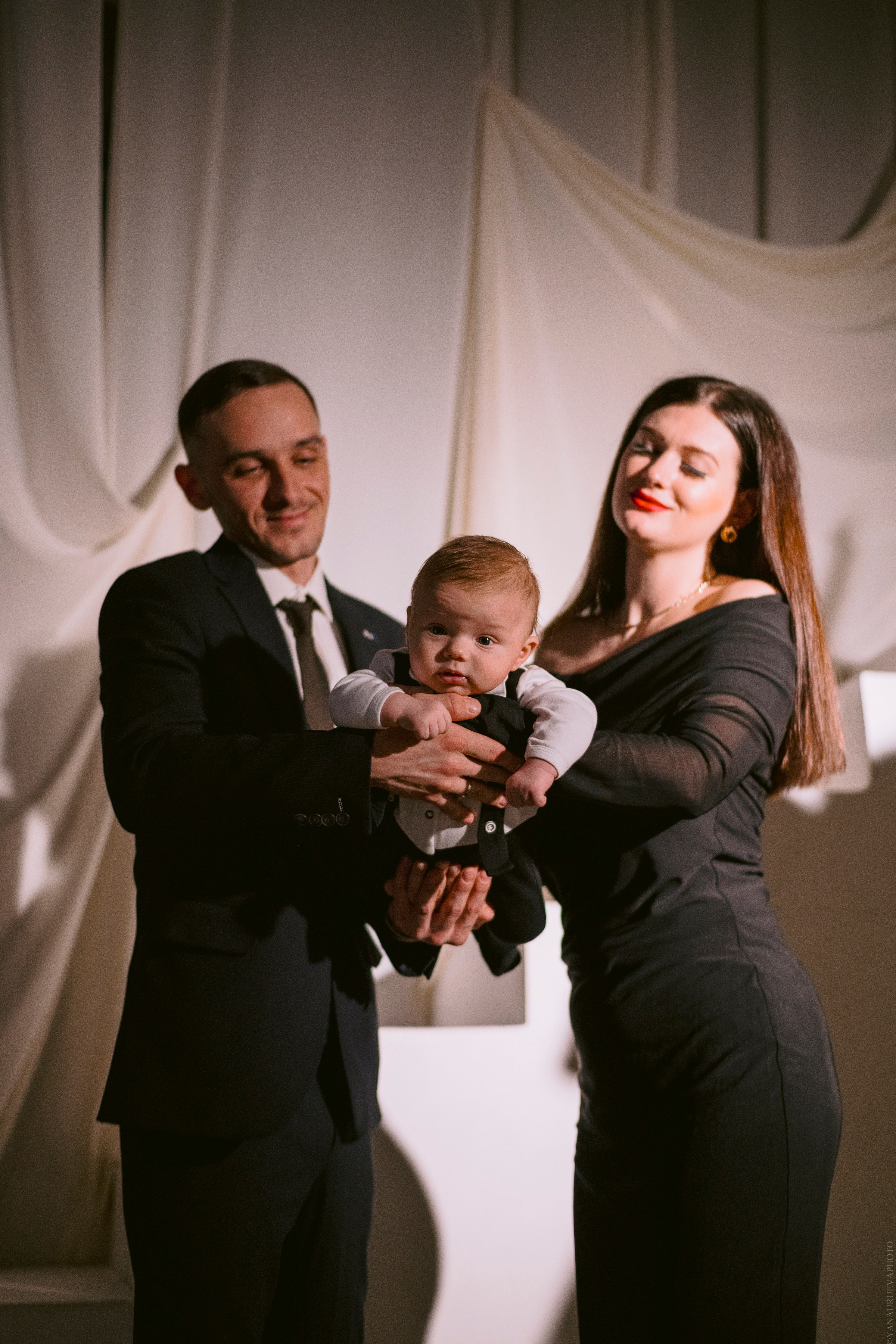 Элегантная семейная съемка. Свадебный и контент- фотограф в Тольятти, Самаре, Москве Яна Уруева