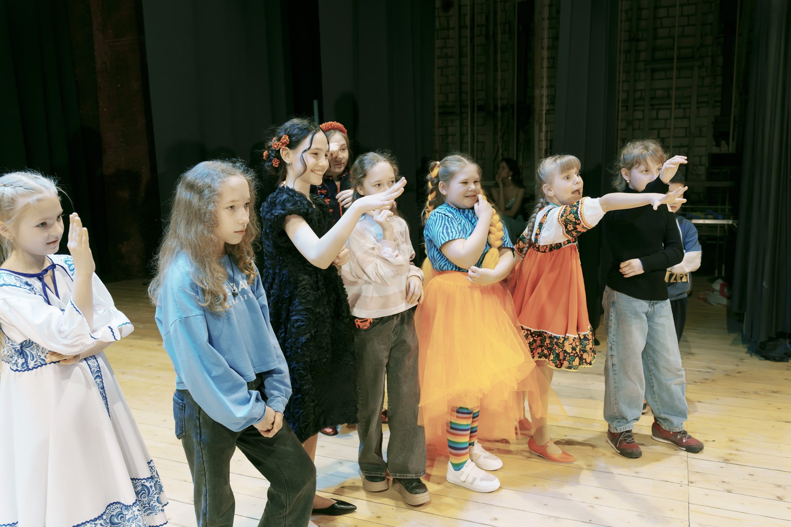 Арт-объединение Творческие люди. ДК Литвинки «Вместе ярче». Фотограф Евгений Егоров