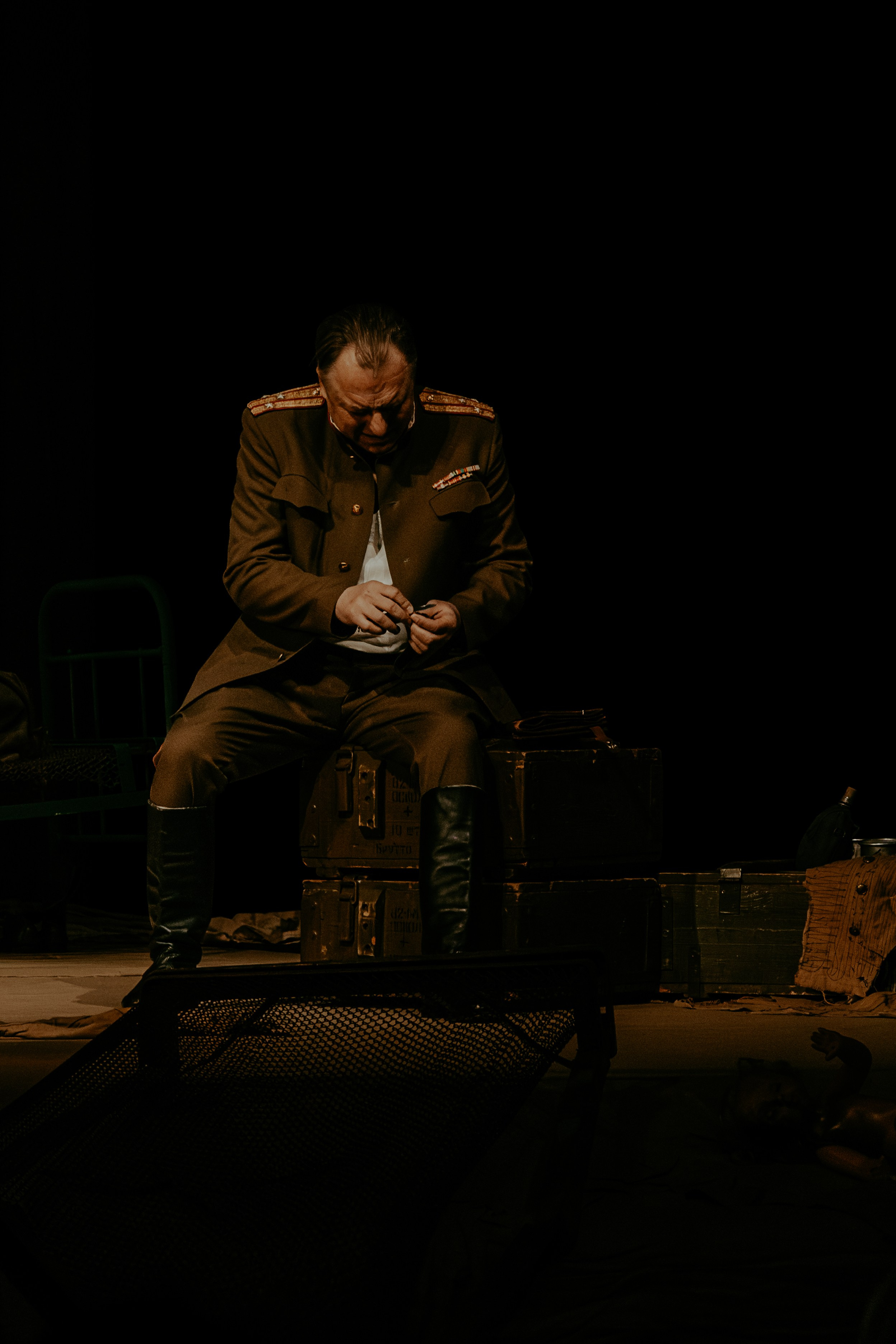 Театр Юного Зрителя " Не покидай меня». Фотограф Марк Файзулин