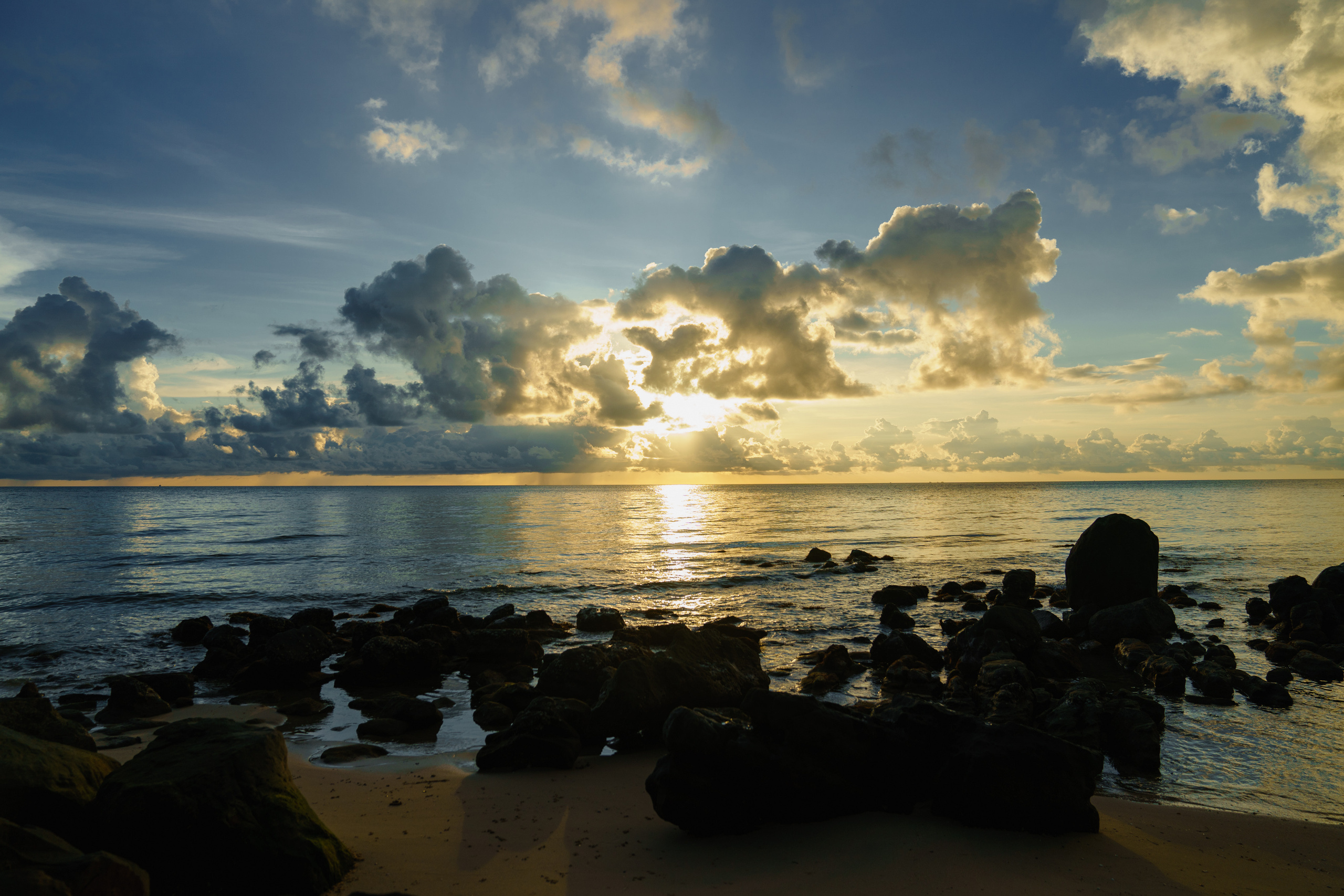 Phu Quoc Island. Happy moments. Tom & Hannah. PhuQuoc photographer — Phu Quoc wedding photographer