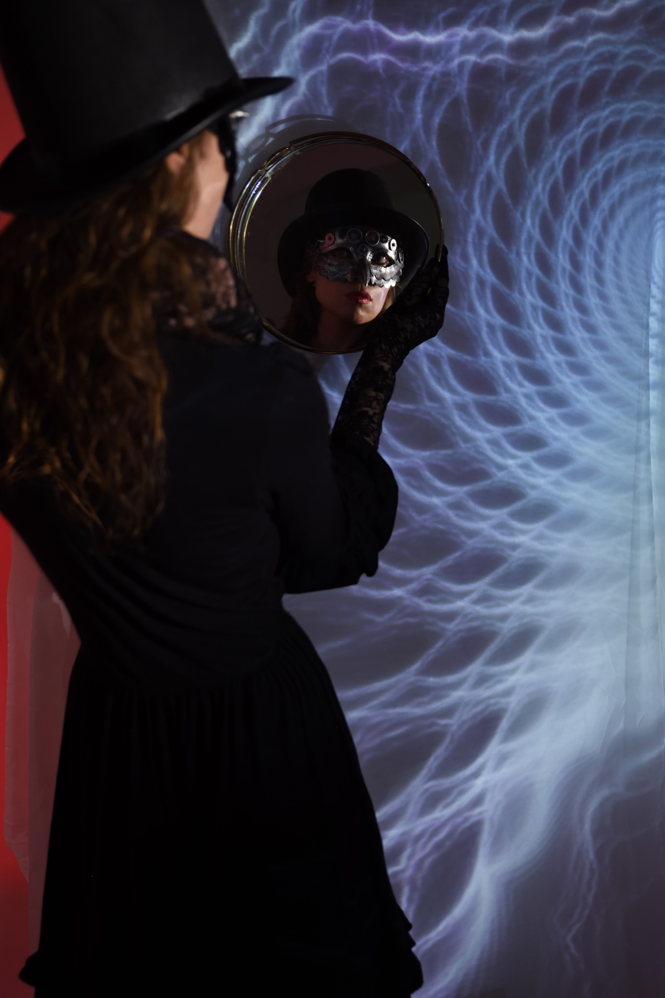 SEANCE. Yulia Yurchevskaya | Art Director & Visual Visionary