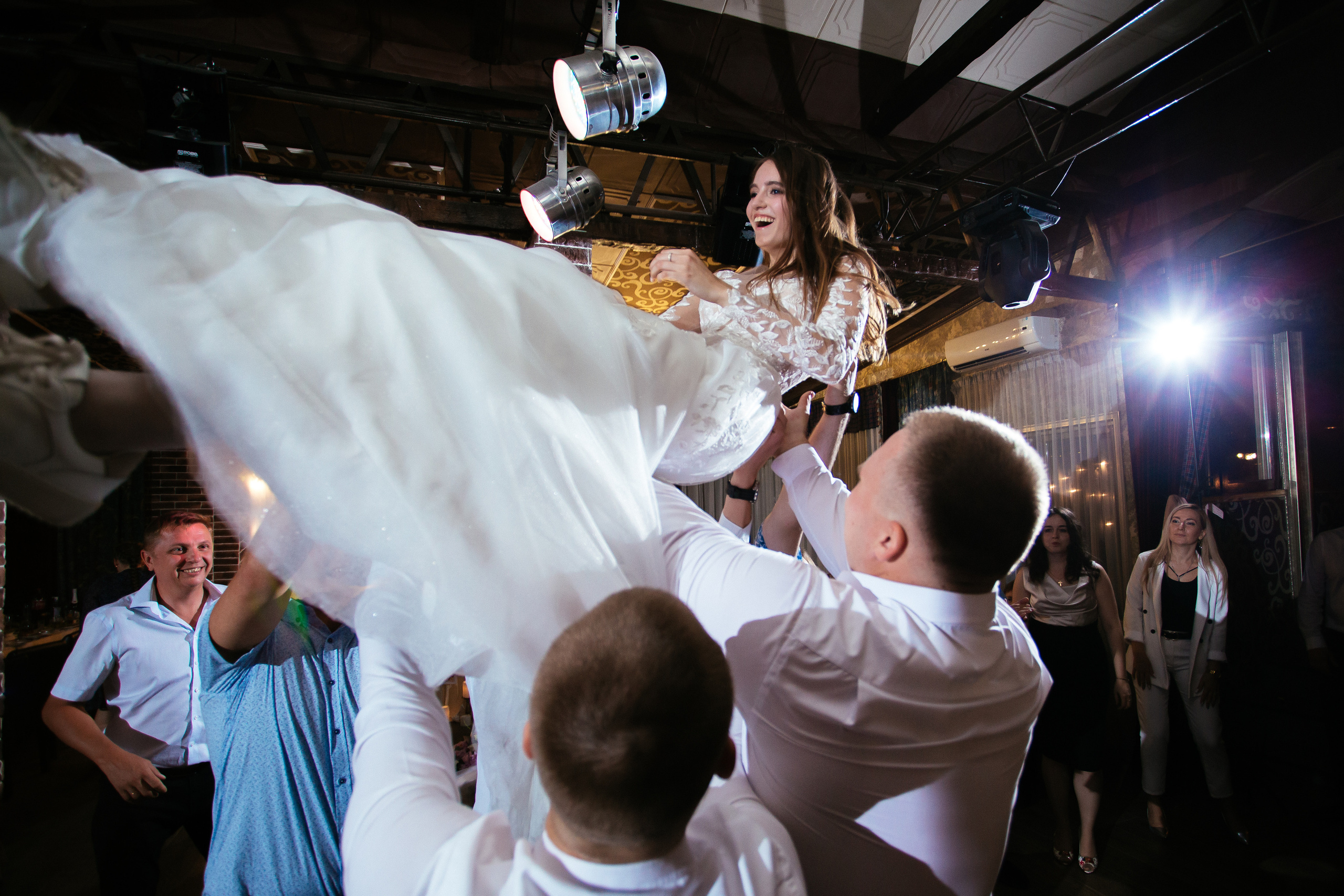 Фотограф на свадьбу ростов. Свадебный фотограф в Ростове Александр Артс