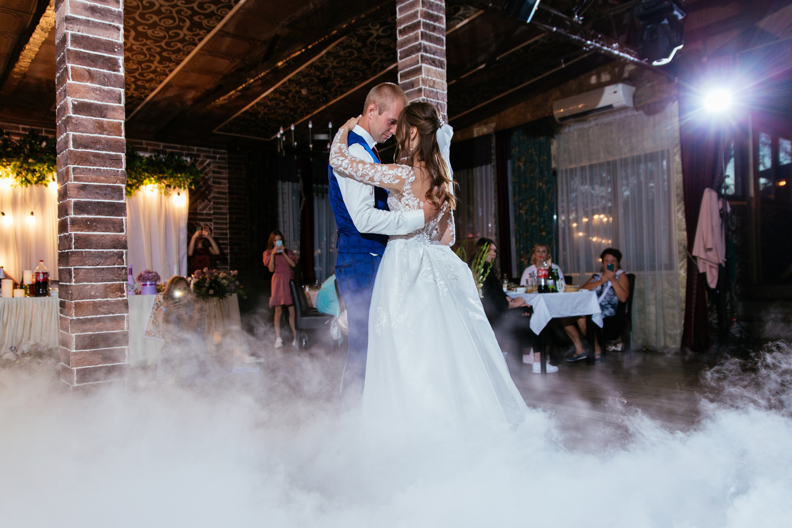 Фотограф на свадьбу ростов. Свадебный фотограф в Ростове Александр Артс