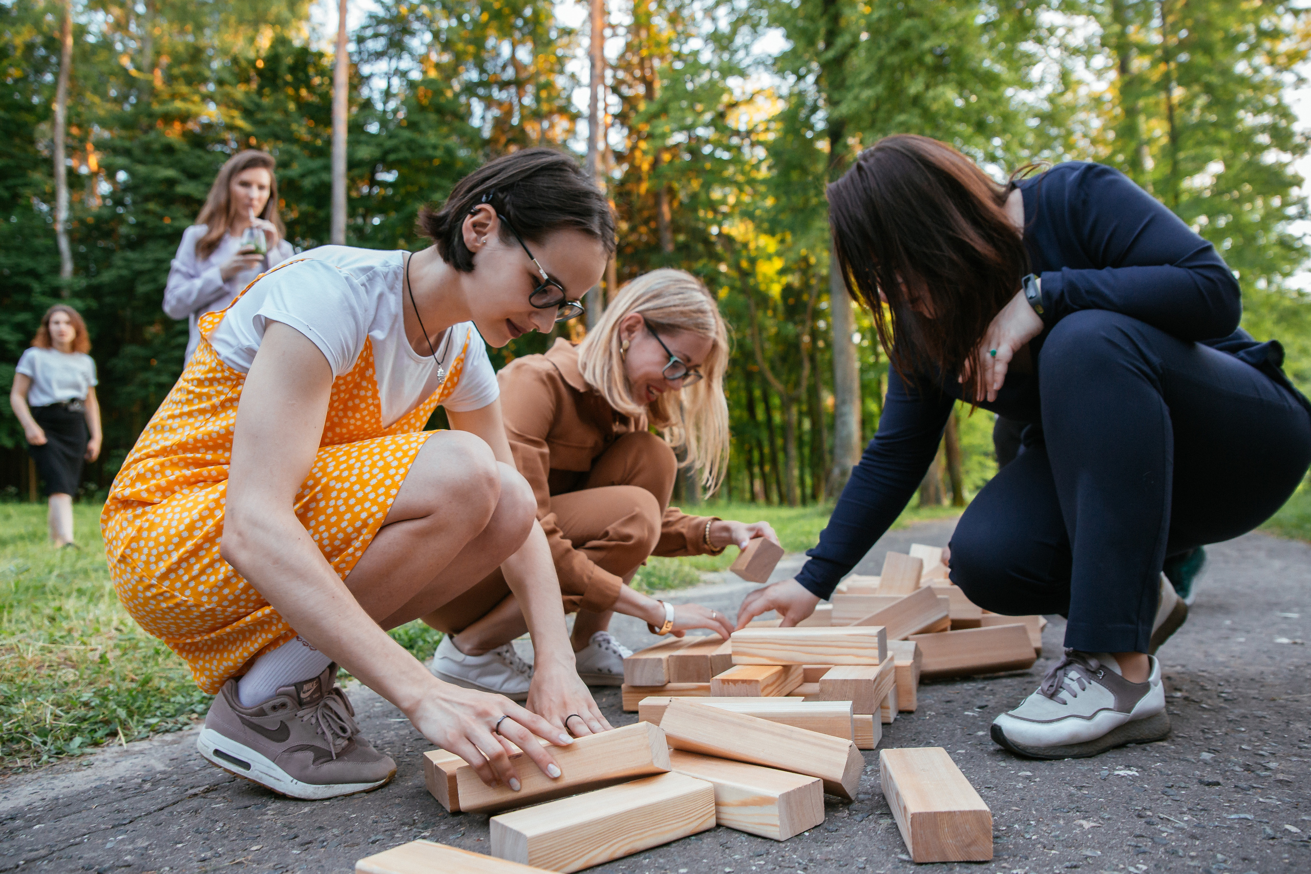 Свадебная фотосессия в лесу Москва. Свадебный фотограф в Ростове Александр Артс