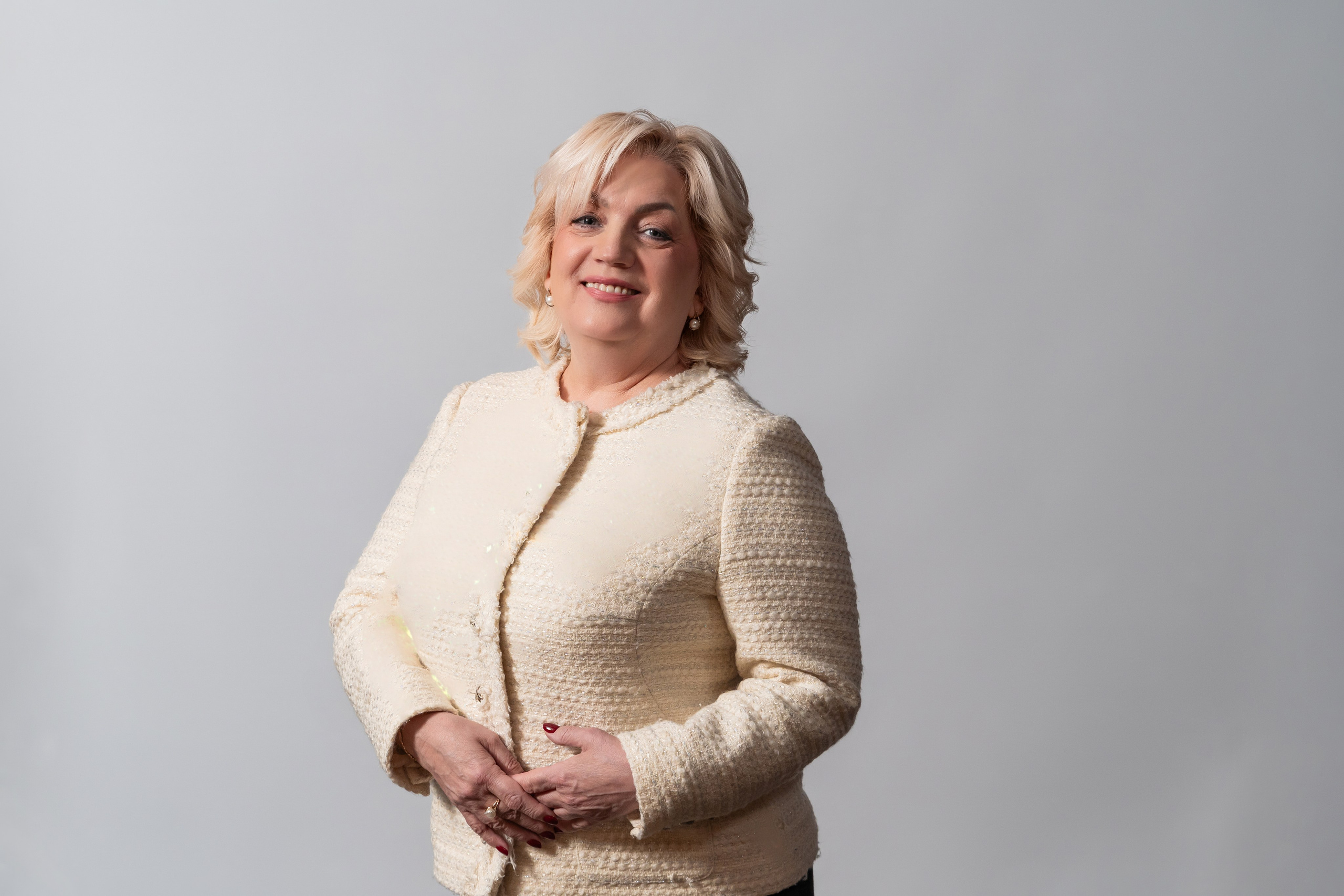 Корпоративные портреты сотрудников. Свадебный и семейный фотограф в Омске Белозерова Александра