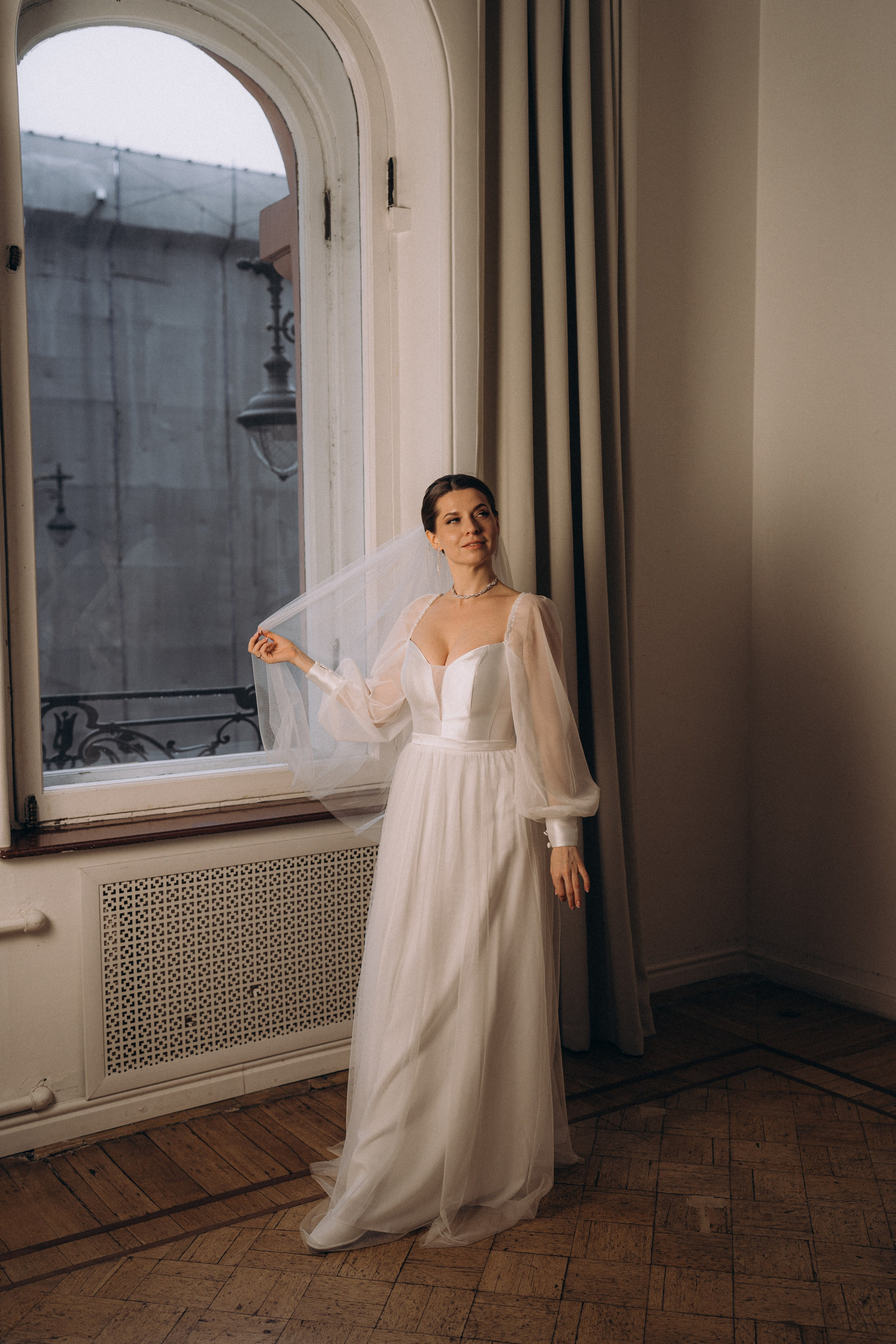 СВАДЕБНАЯ СЬЕМКА ВО ВТОРОМ ДВОРЦЕ (ДЕКАБРЬ) ТАКЖЕ СЬЕМКА В СТУДИИ НА ЧЕРНЫШЕВСКОЙ. Профессиональный фотограф, Санкт-Петербург — Виктория Богомолова