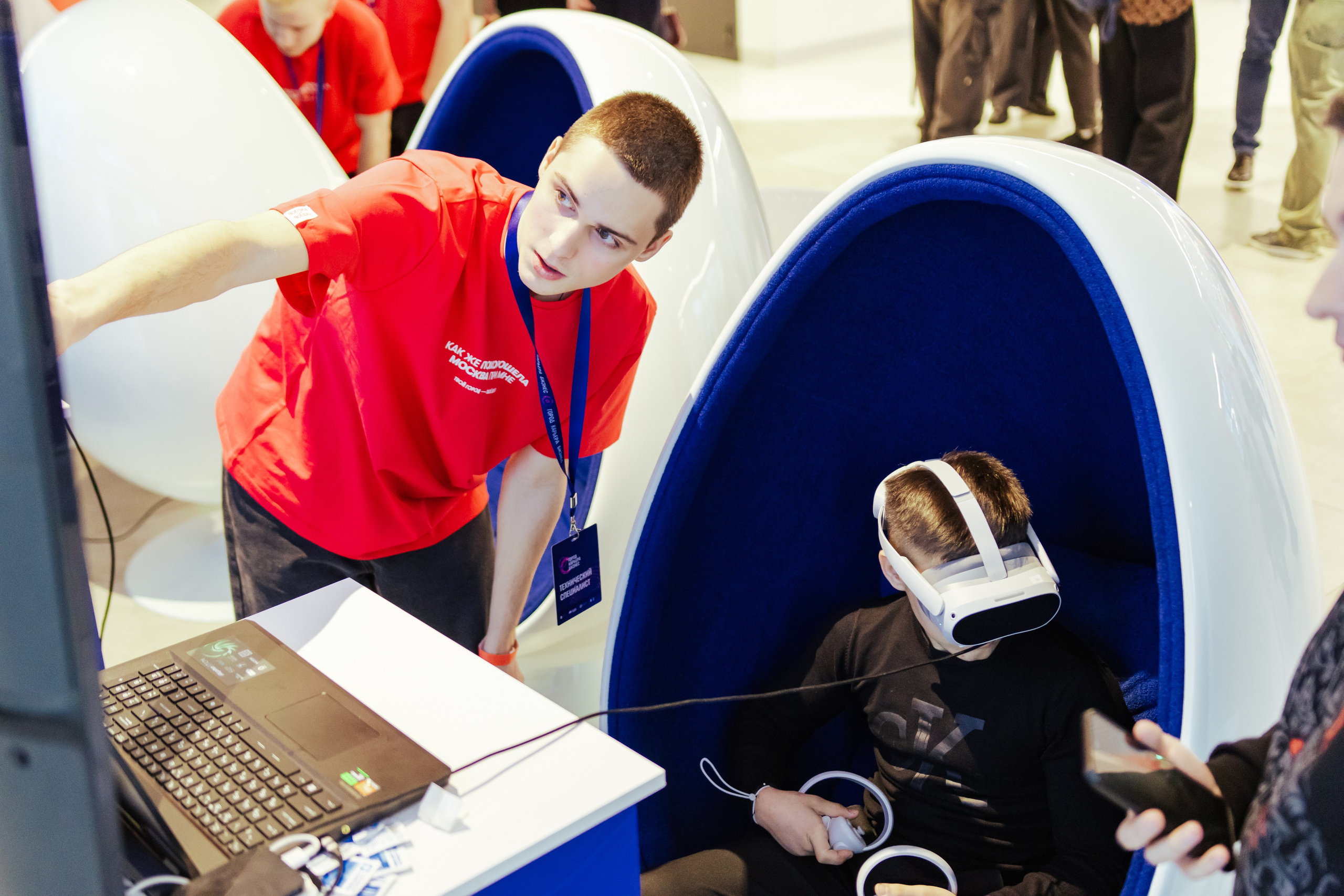 Форум «Город.Карьера.Бизнес». Шилов Арсений — репортажный фотограф в Москве