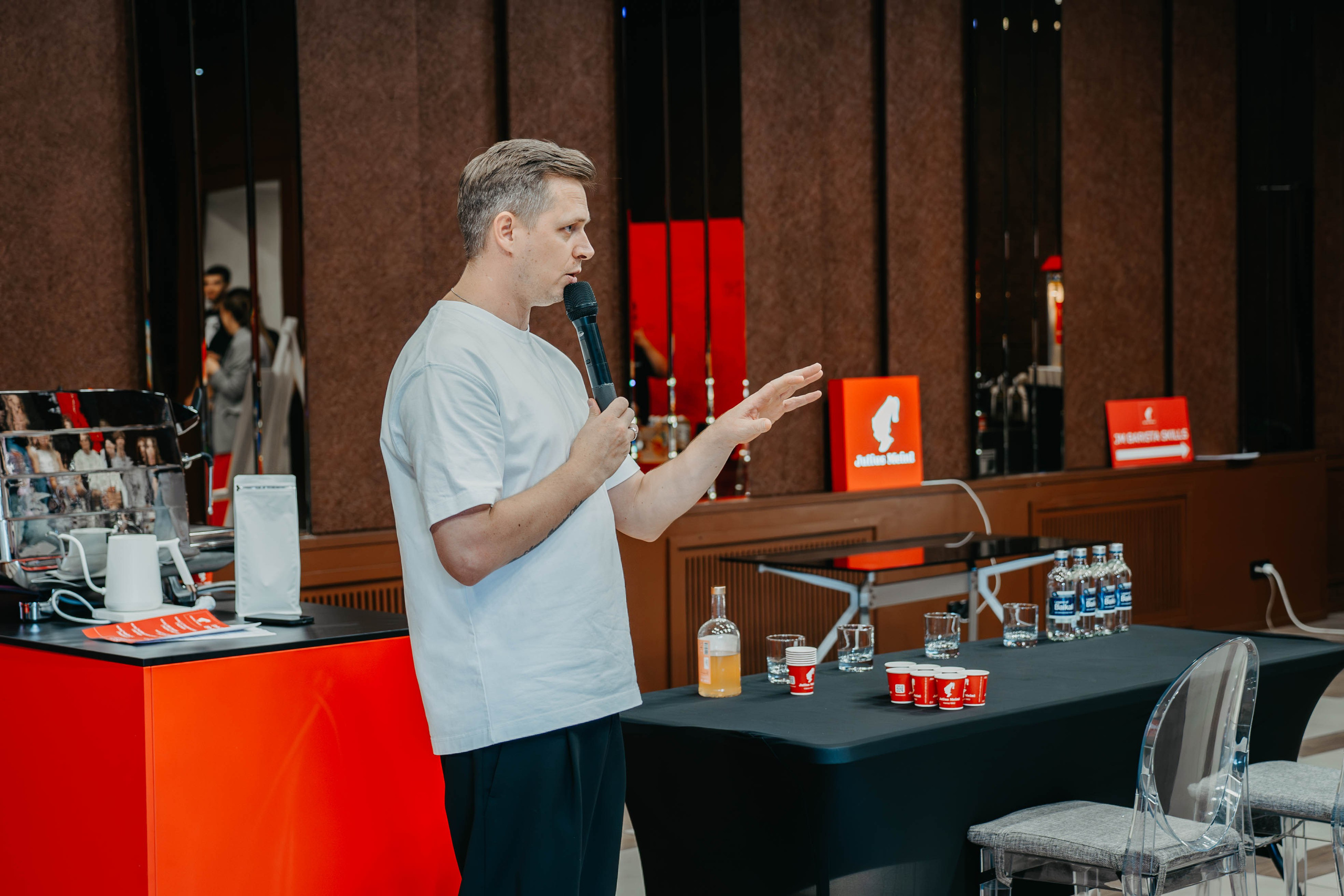 JM Barista Skills 24'. Фотограф, видеограф и пилот дрона на Байкале