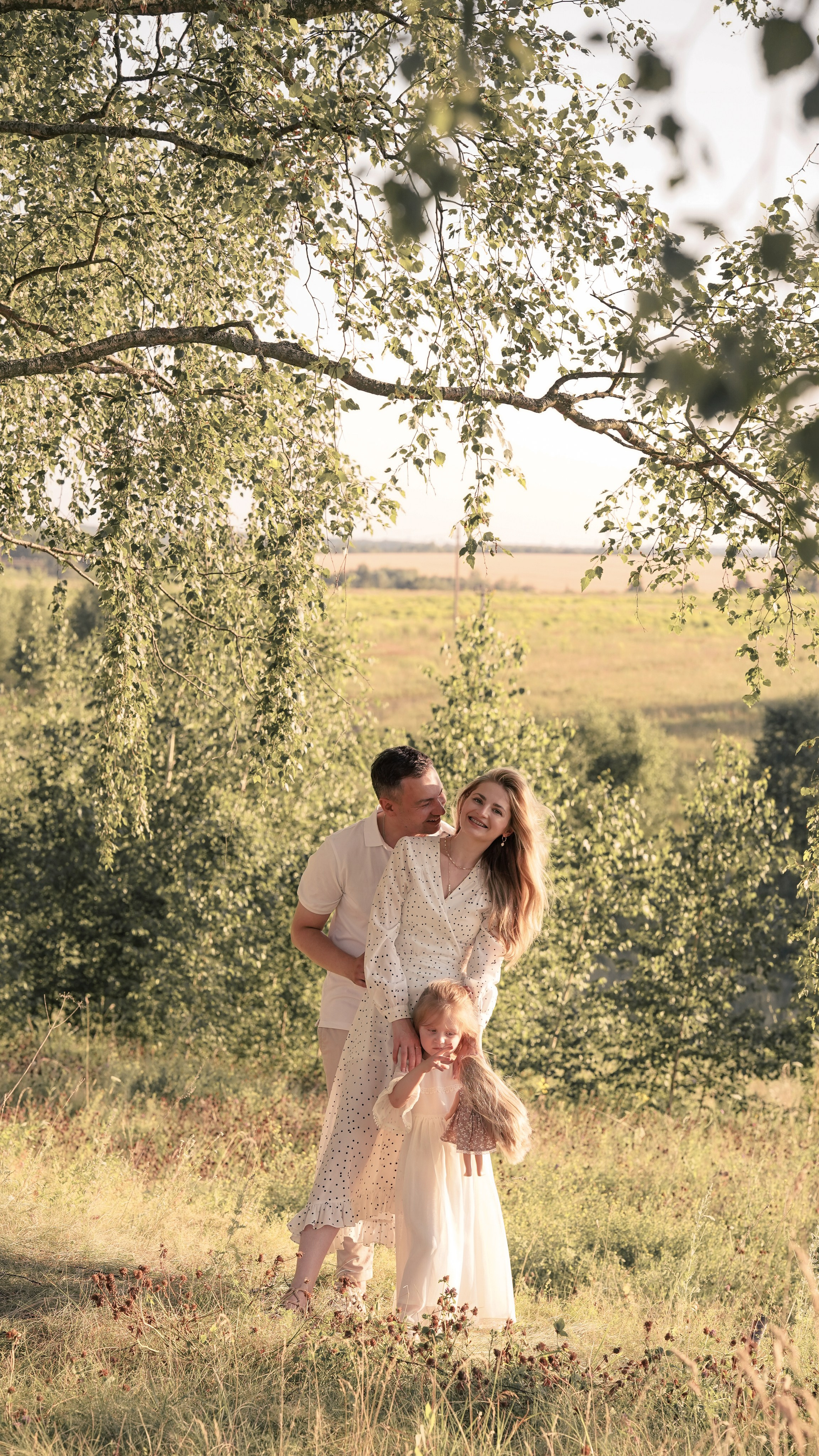 Семейная фотопрогулка. Фотограф Надежда Жемкова. Фотосъёмка, ретушь, фотомонтаж для вас и вашего бизнеса