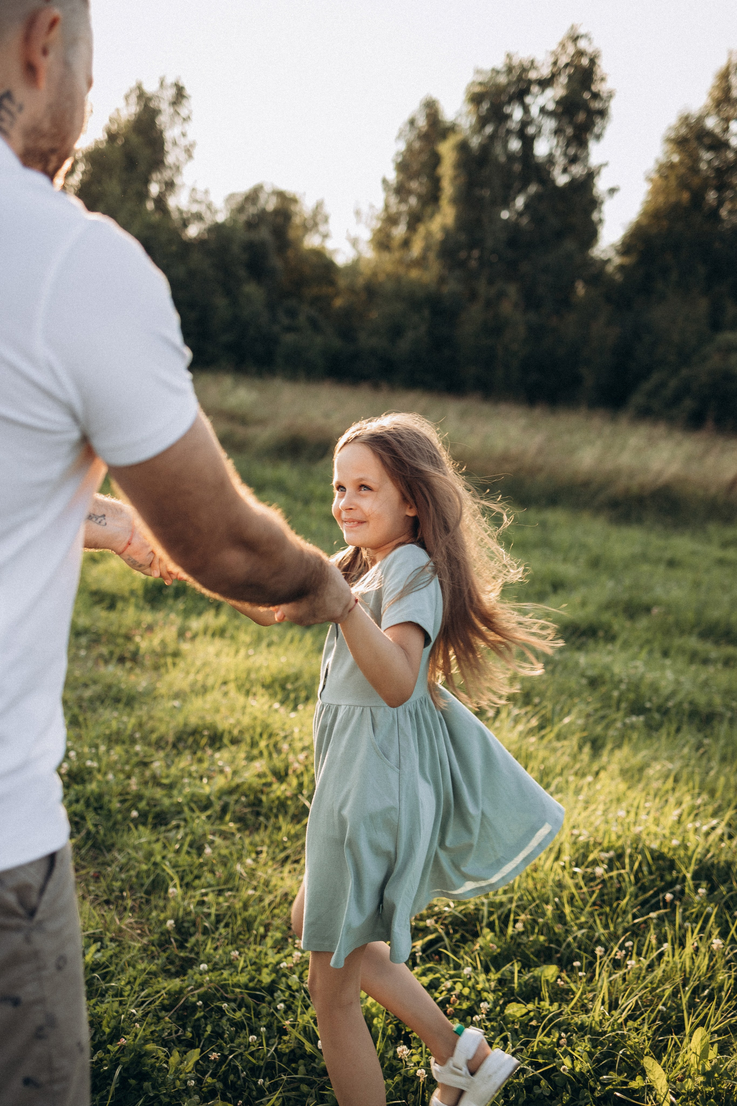 Алиса, Ульяна, Лена и Евгений. Фотограф Елена Рябцева