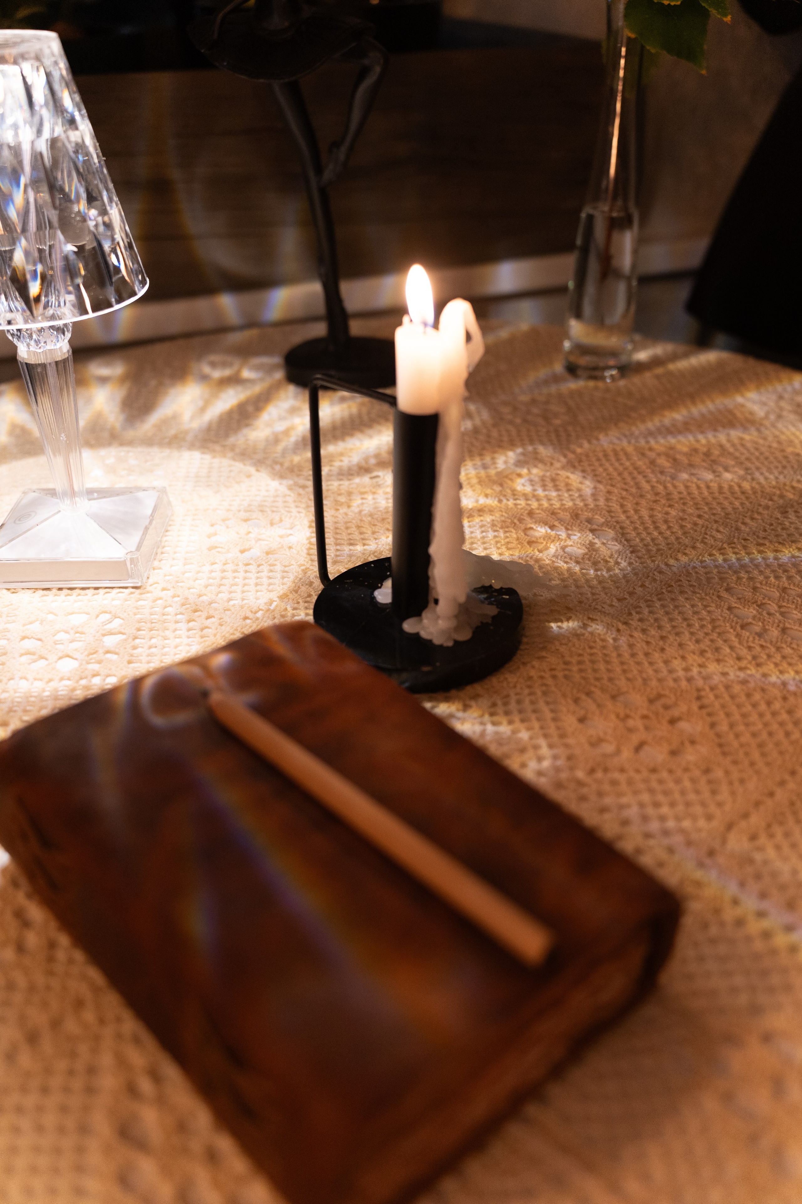 Лед и ложка. Для тех, кто не ждёт удачи, а создаёт её. Каждая фотосессия — это твой момент, твой стиль, твой успех. 📸