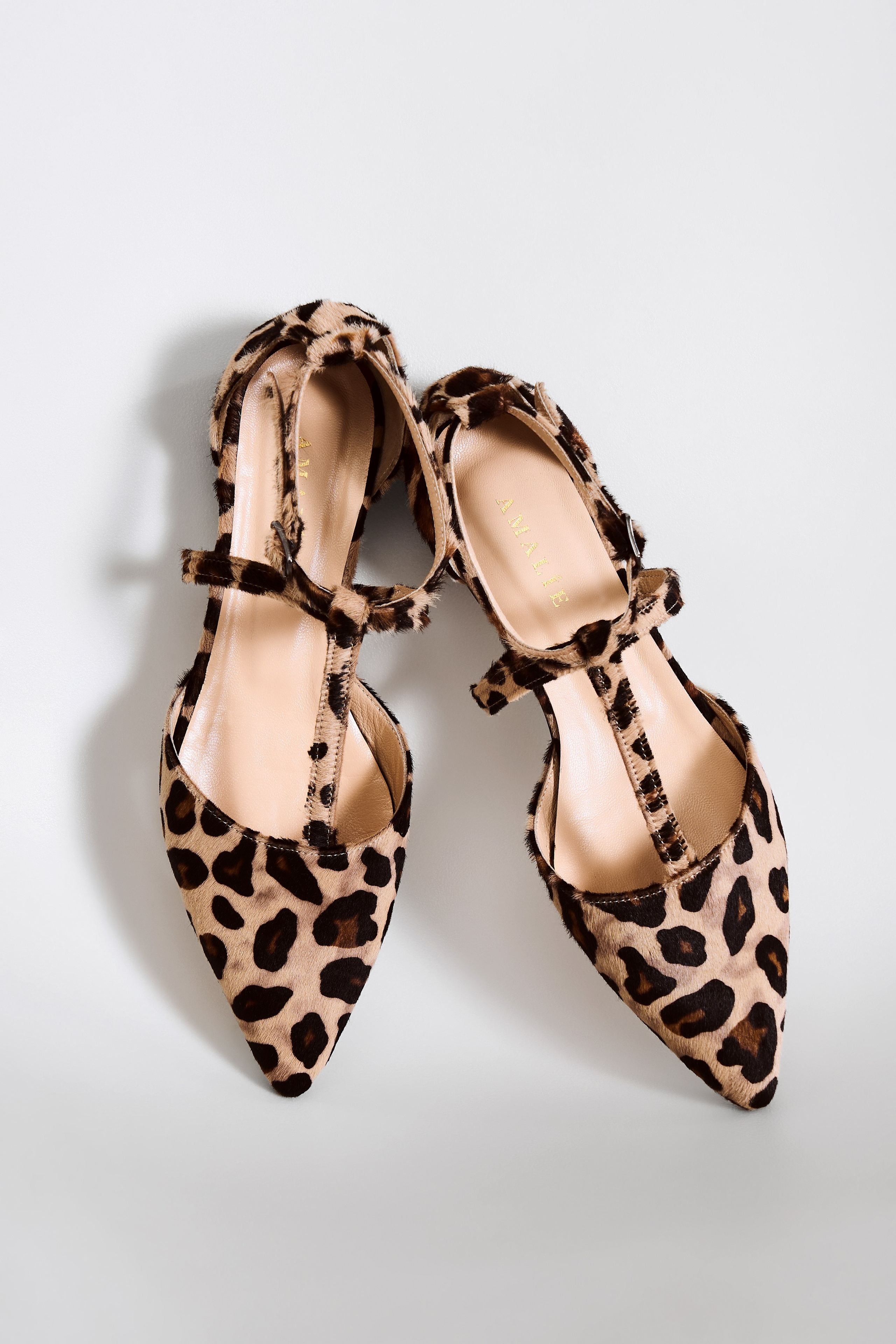 Amalie shoes. Retoucher