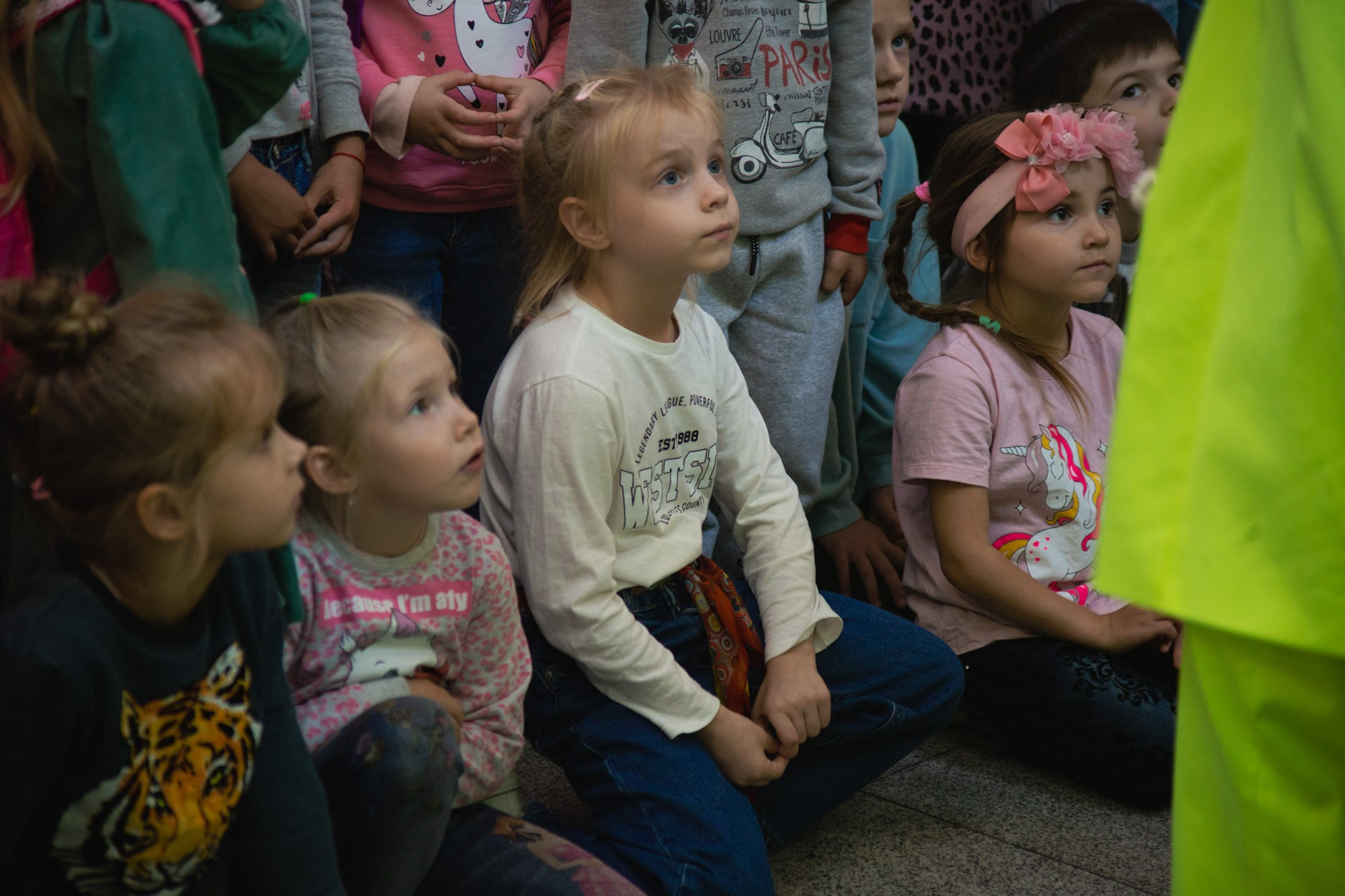Сказка в ТЦ Океания. Репортажный и концертный фотограф в Москве Анастасия Осень