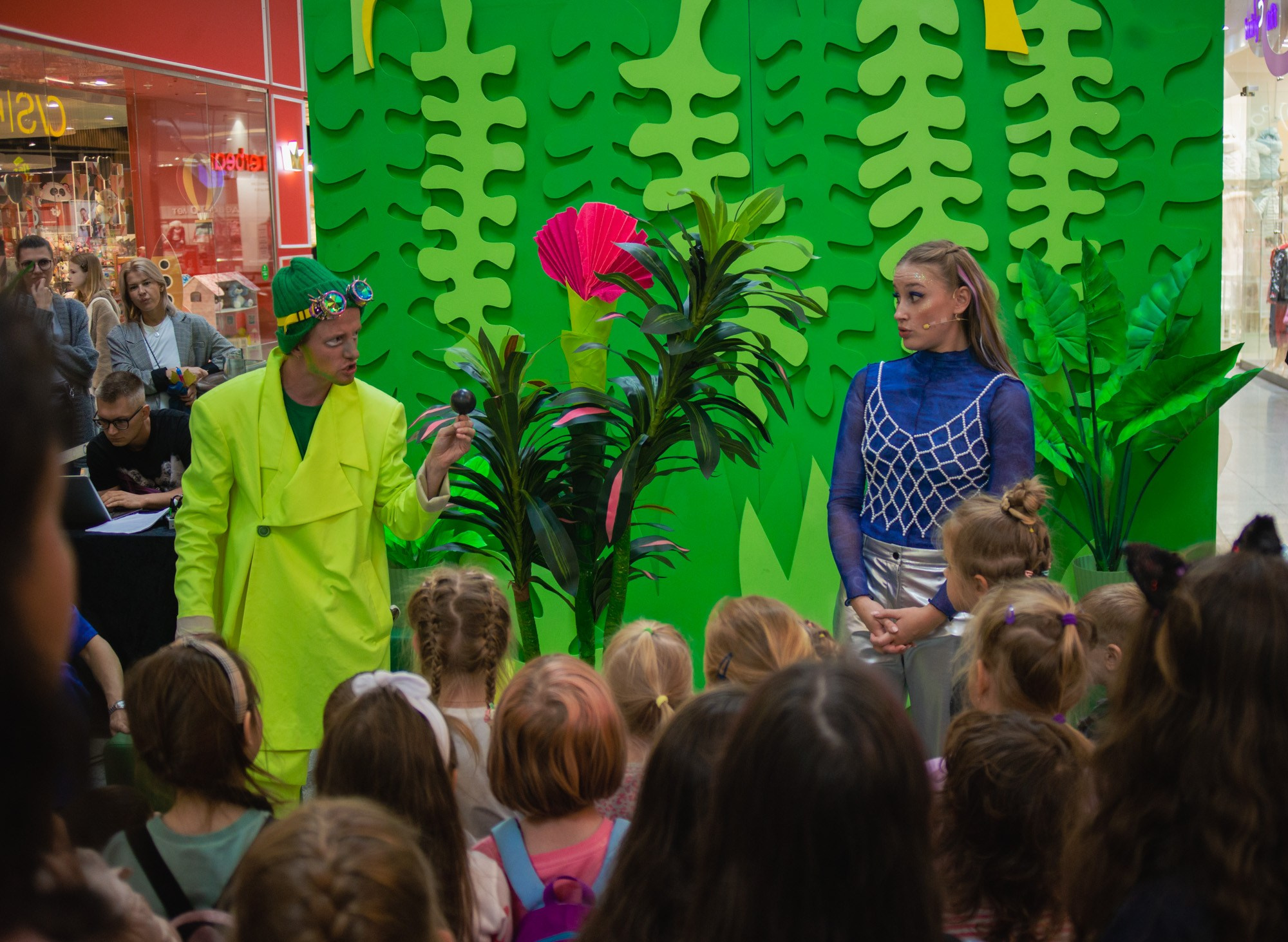 Сказка в ТЦ Океания. Репортажный и концертный фотограф в Москве Анастасия Осень
