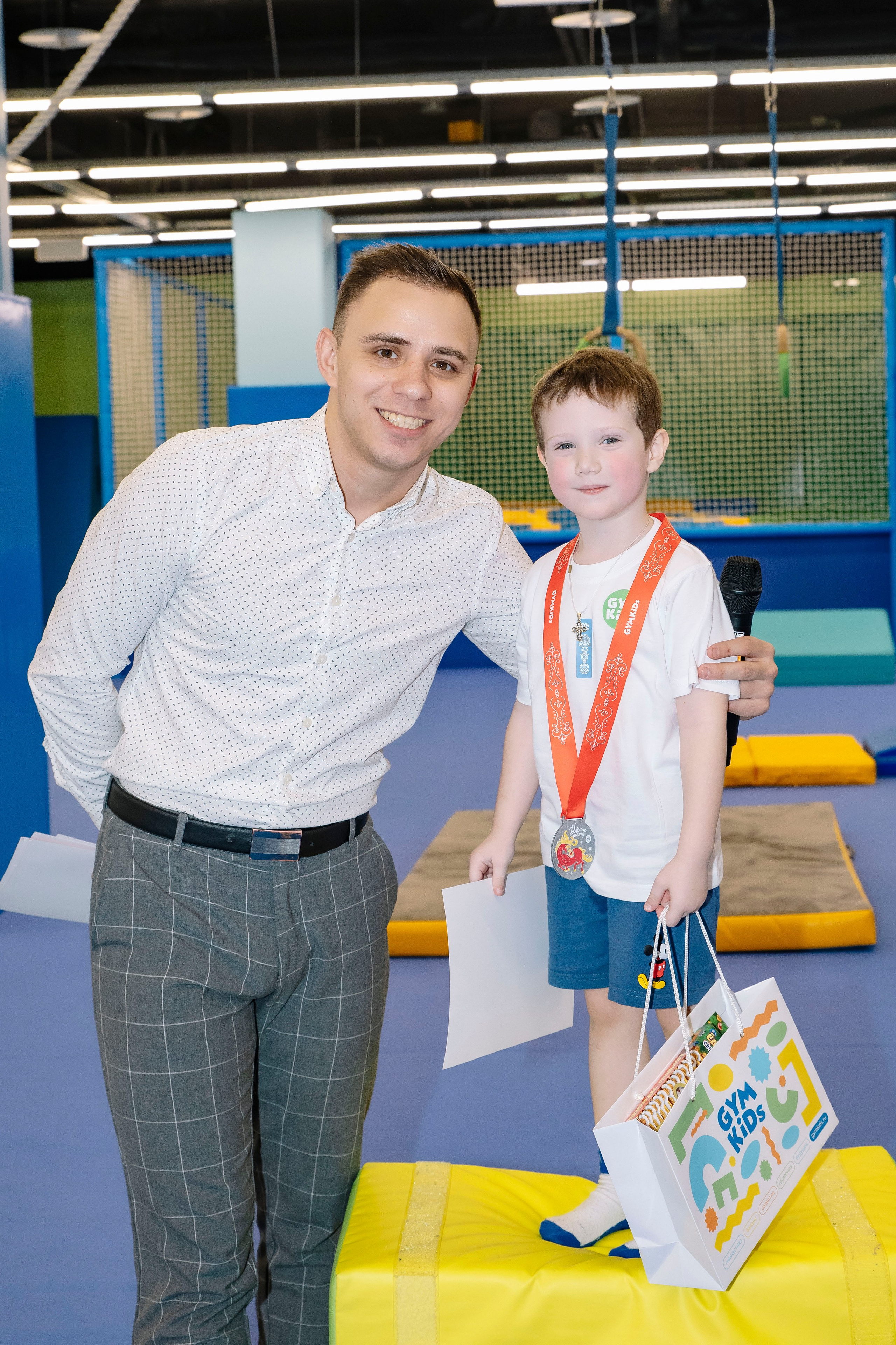 Соревнования по гимнастике в Gymkids Чертаново. Профессиональный фотограф в Москве | Заказать фотосессию и съемку