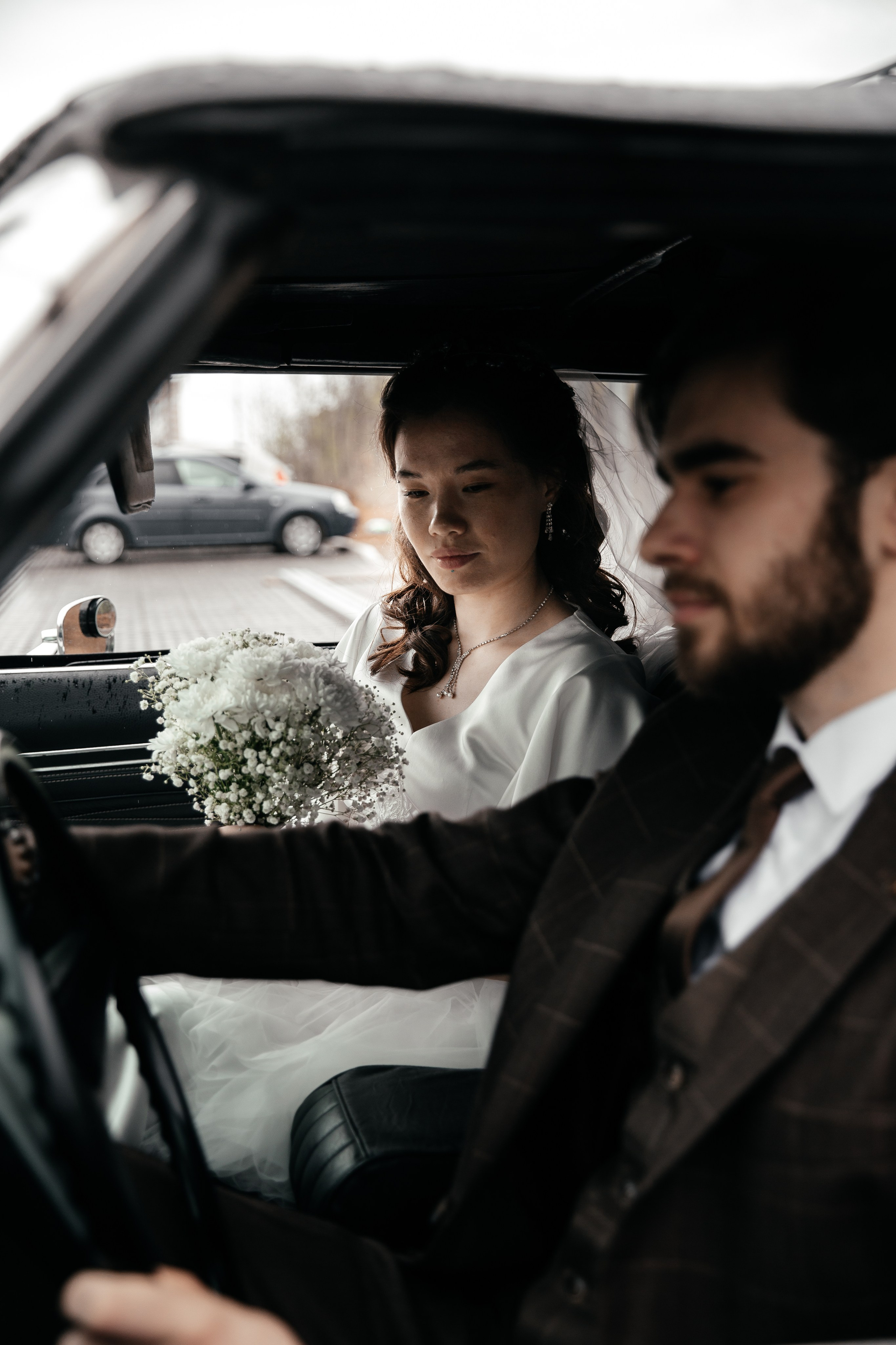 Кинематографичная фотосессия с кабриолетом — Влад и Эля. Свадебный фотограф в Оренбурге Илья Володьков