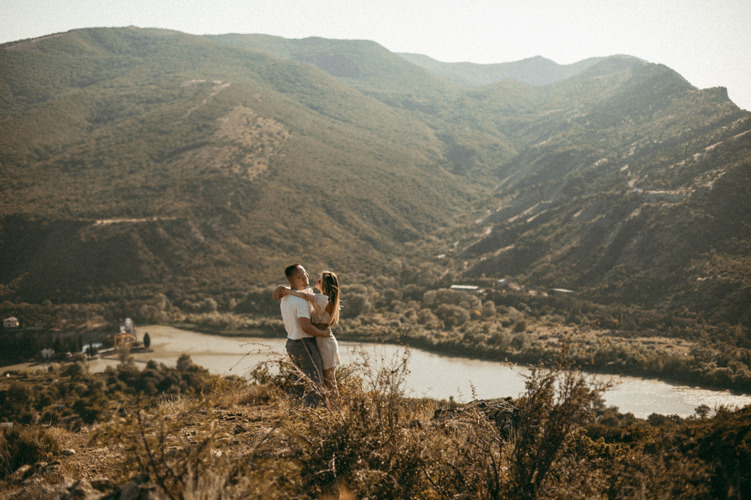 Настя и Женя в Мцхете. Фотограф в Архангельске Александра Васина